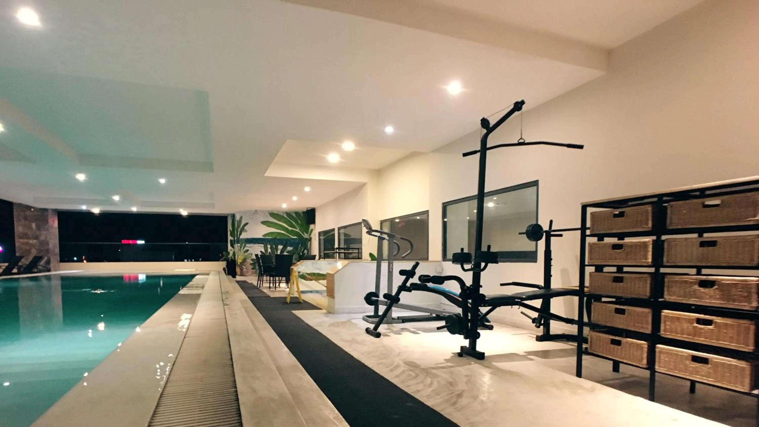 Fitness centre/facilities in Sea Garden Hotel