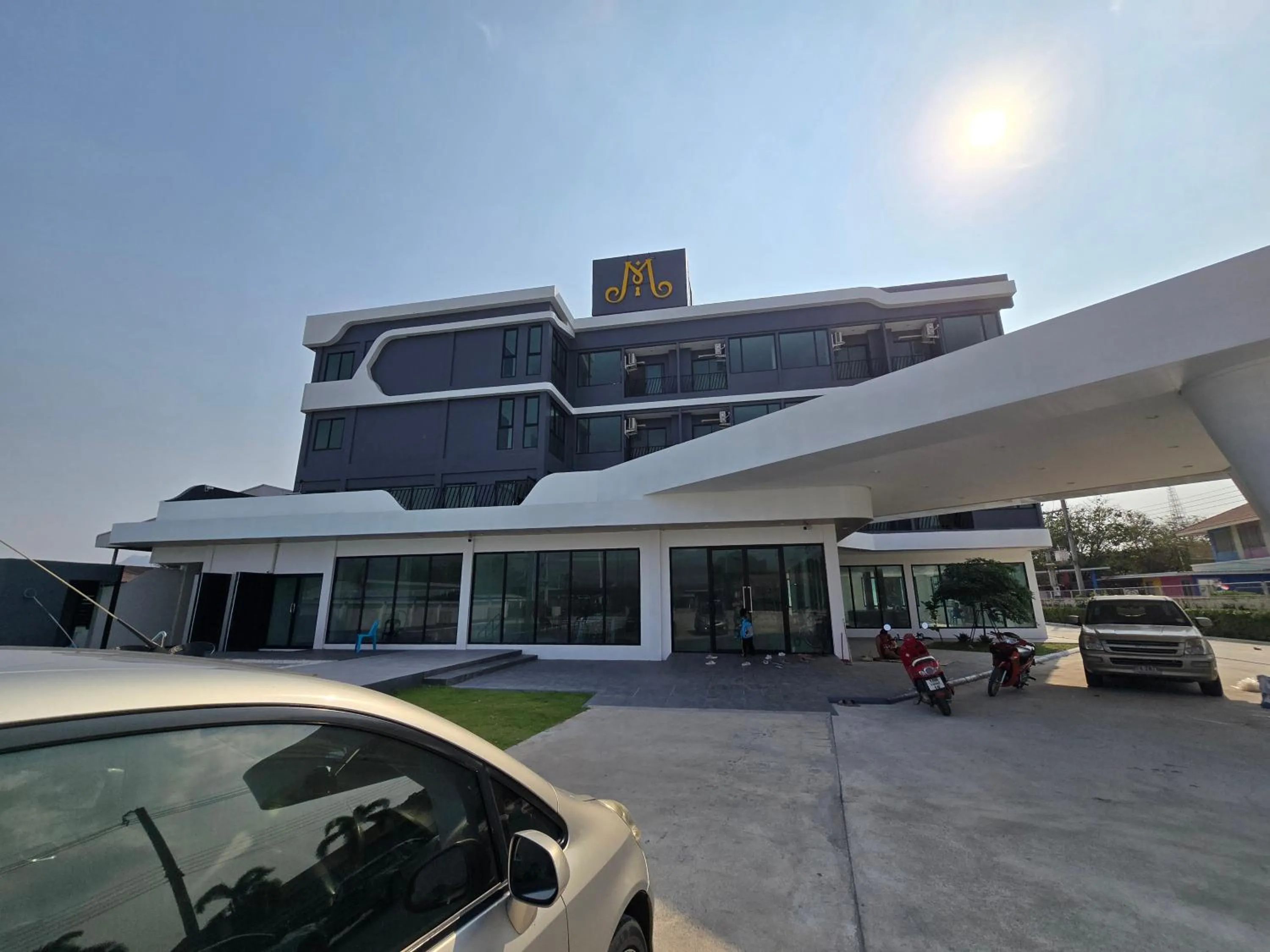 Property building in Manee Mantra Hotel, Kanchanaburi