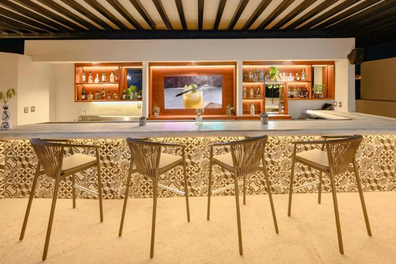 hair dresser in K'uyen Boutique Hotel