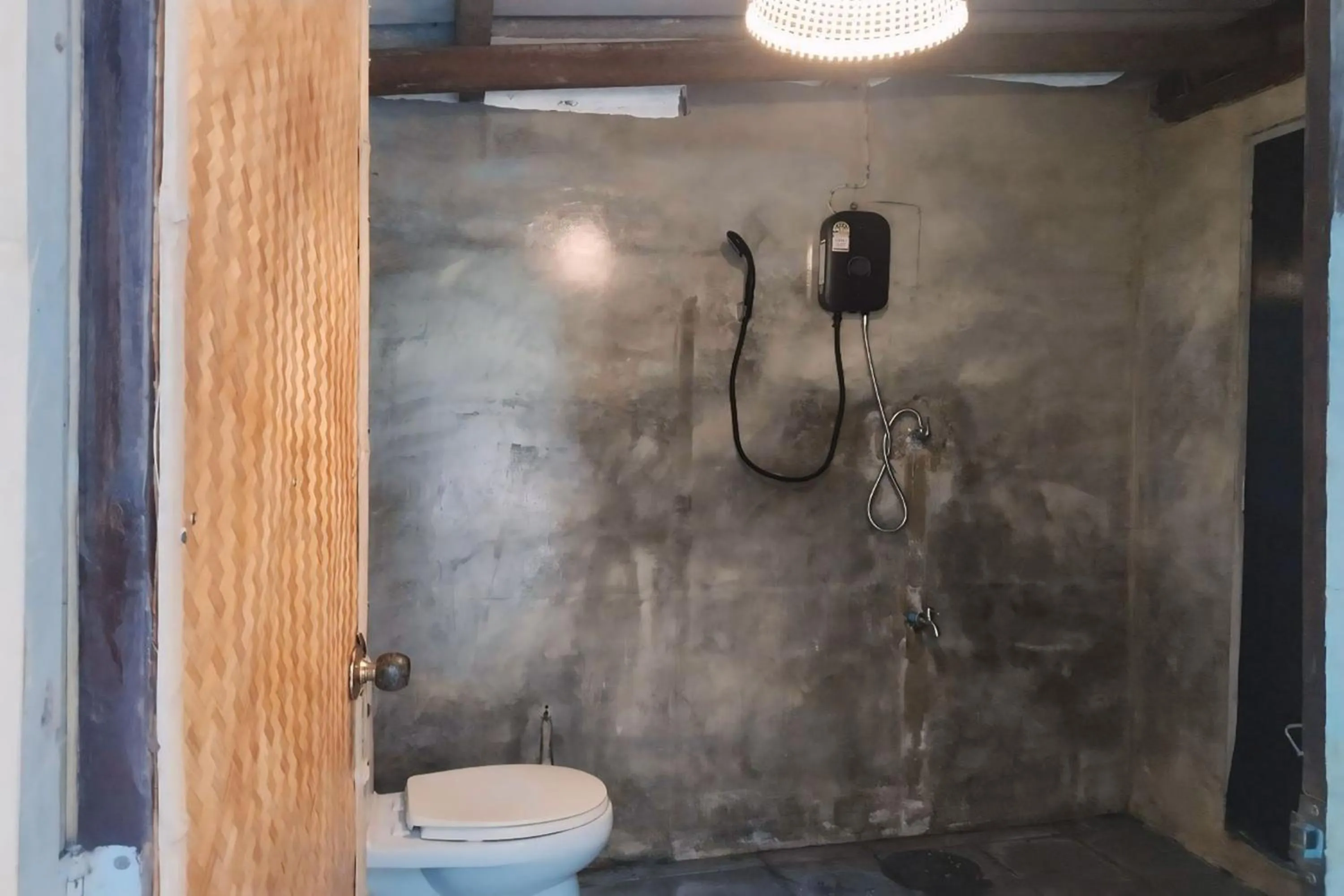 Shower in Mae Mae Home