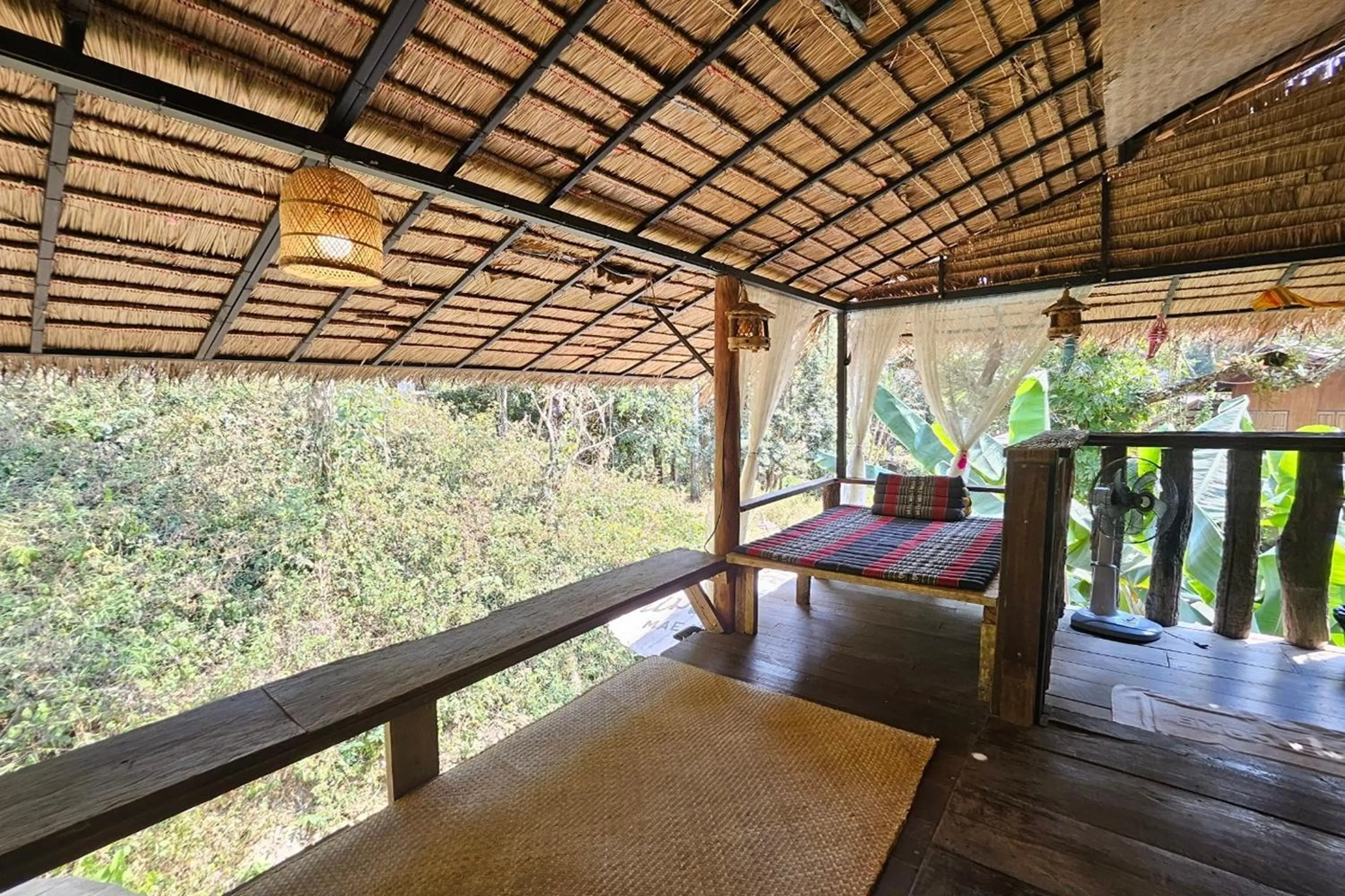 Patio, Bed in Mae Mae Home