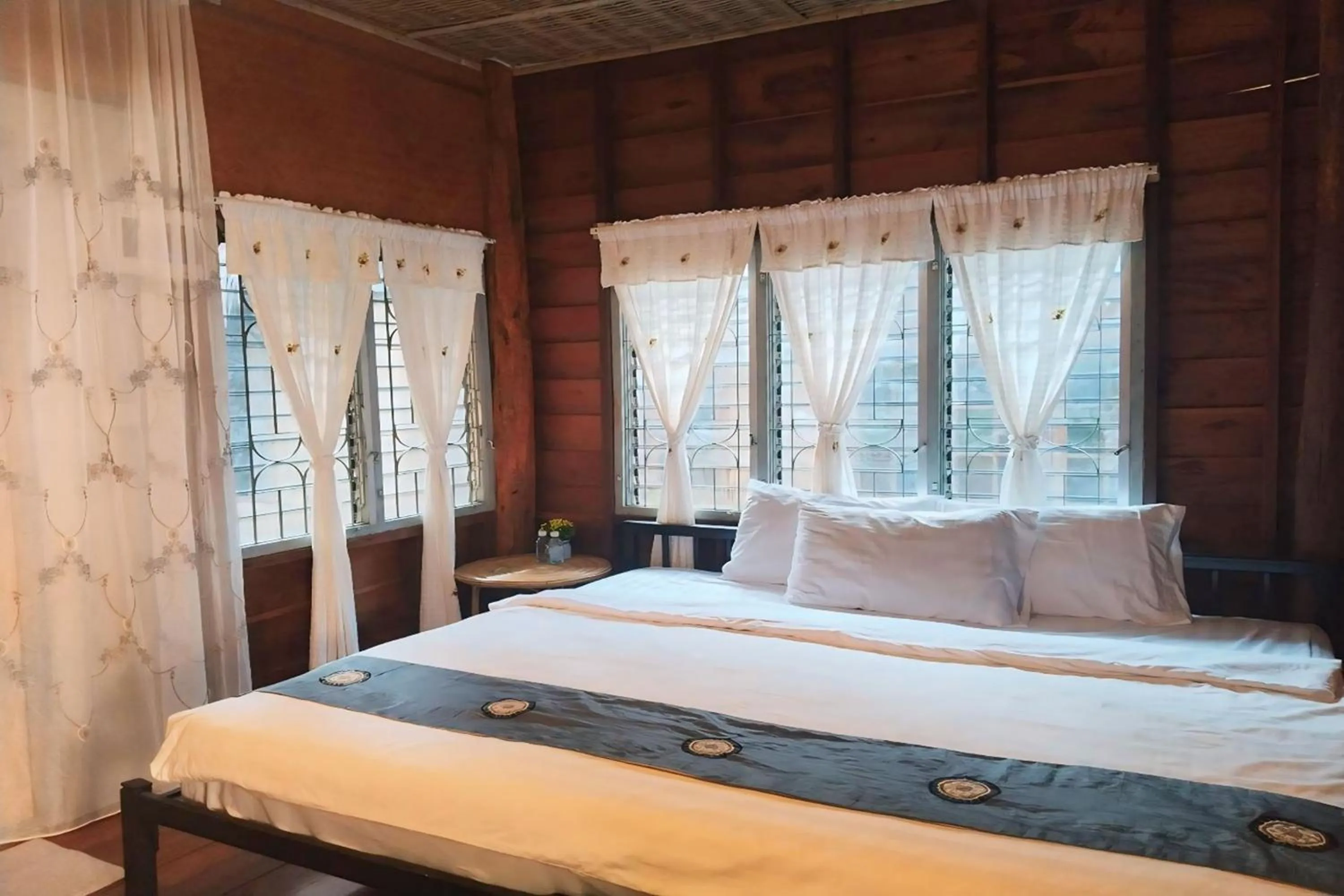 Bedroom, Bed in Mae Mae Home