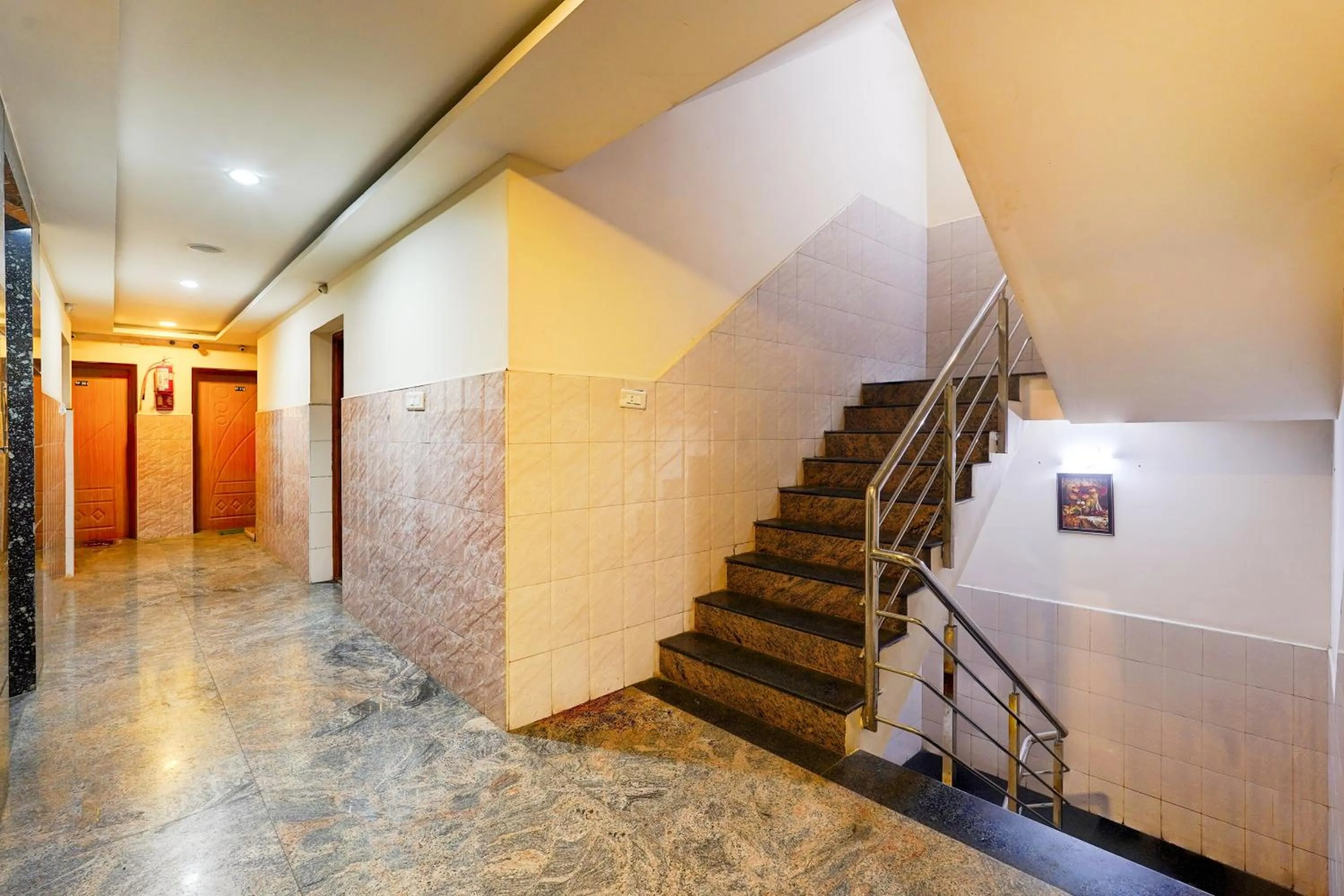 Lobby or reception in Super Townhouse Balaji Dental College Pallikarani Formerly Orchid Sankrish