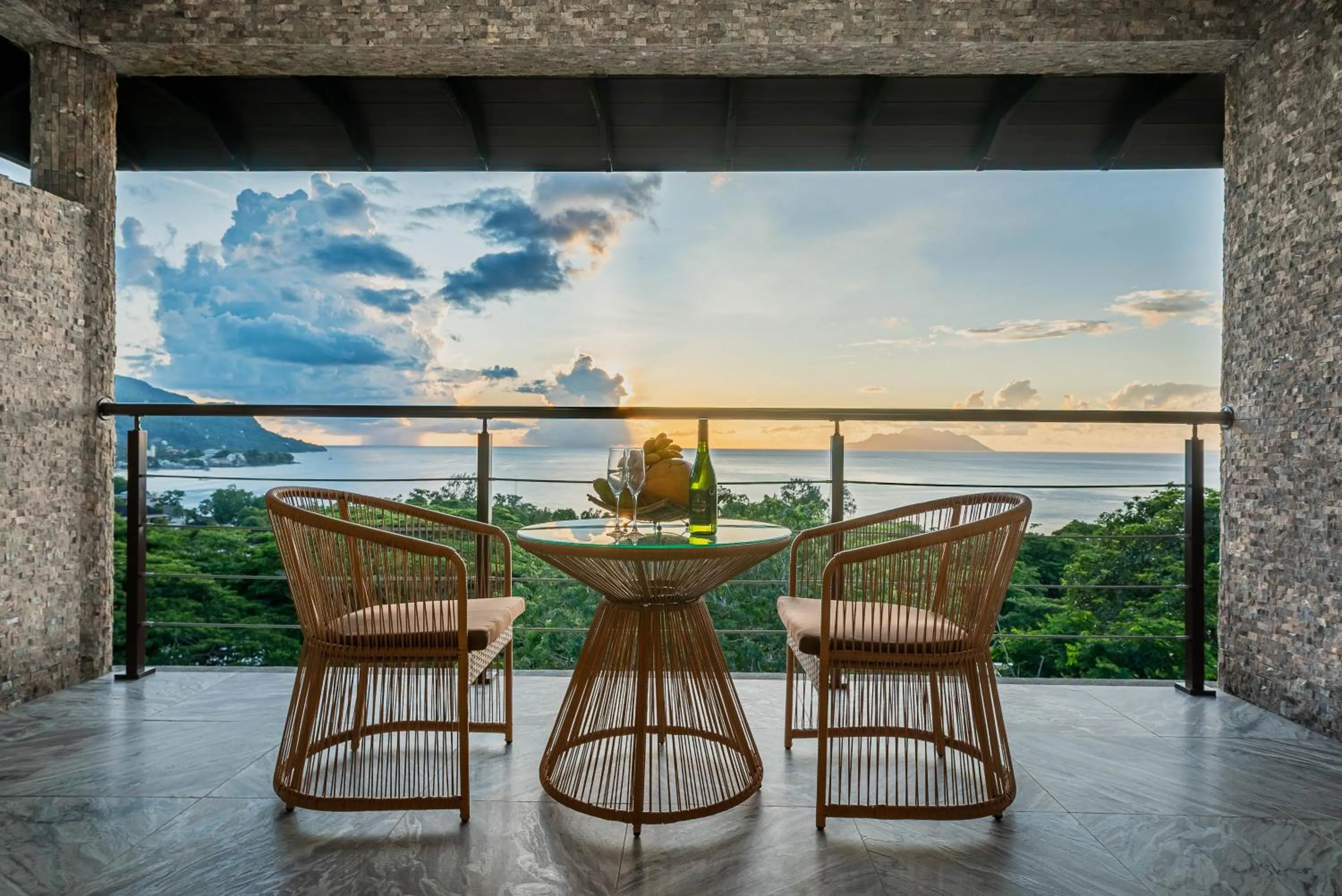 Day in Gardens Hill Resort & Spa