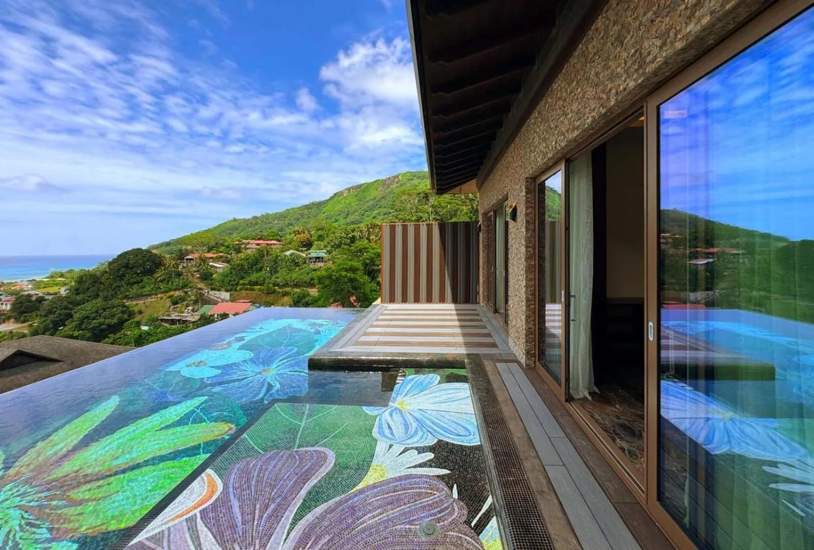 Nearby landmark in Gardens Hill Resort & Spa