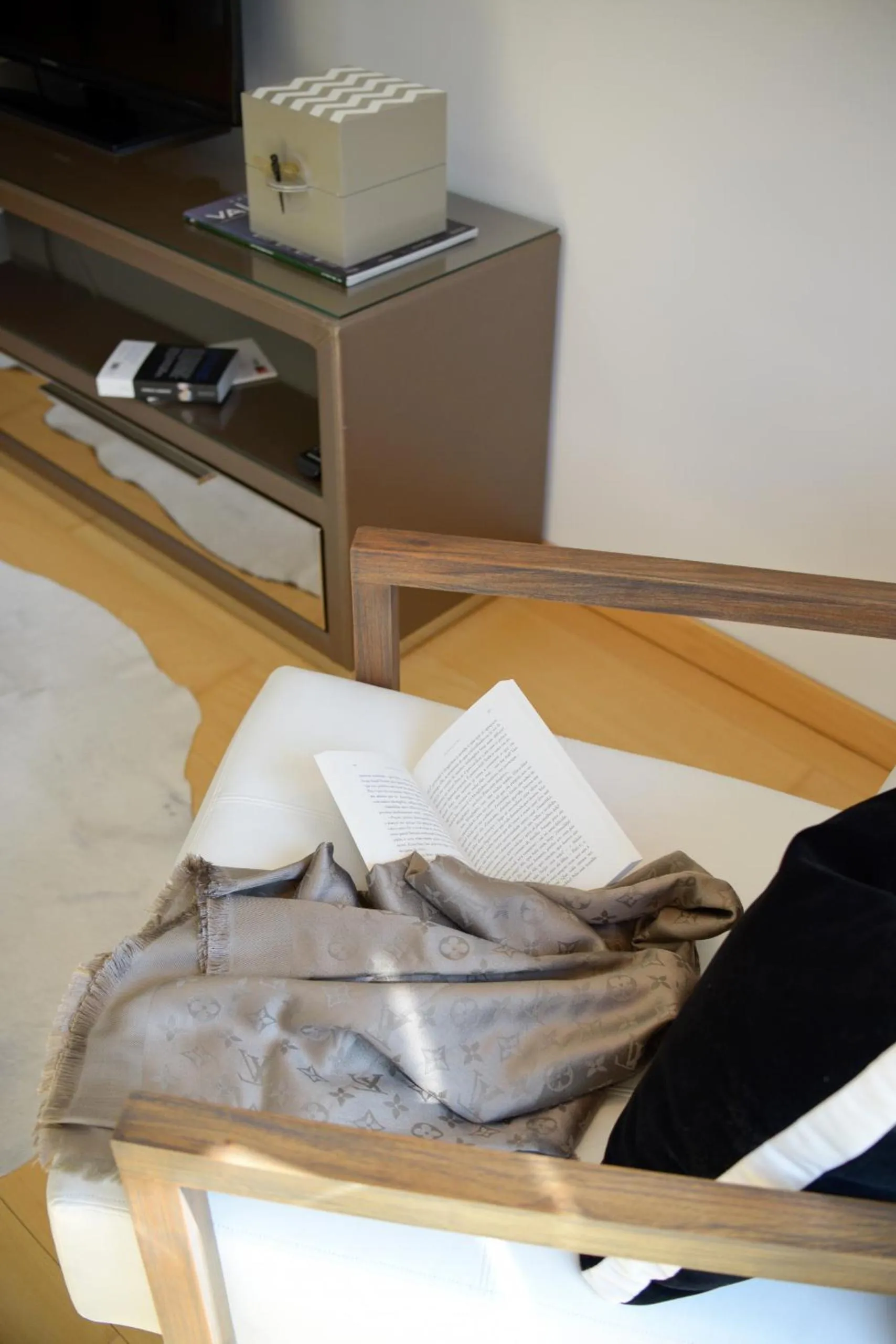 Communal lounge/ TV room, Bed in Panoramic Living