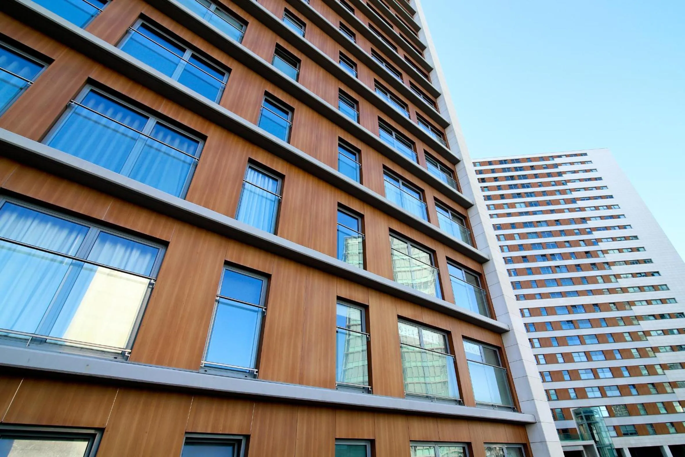 Property building in Panoramic Living