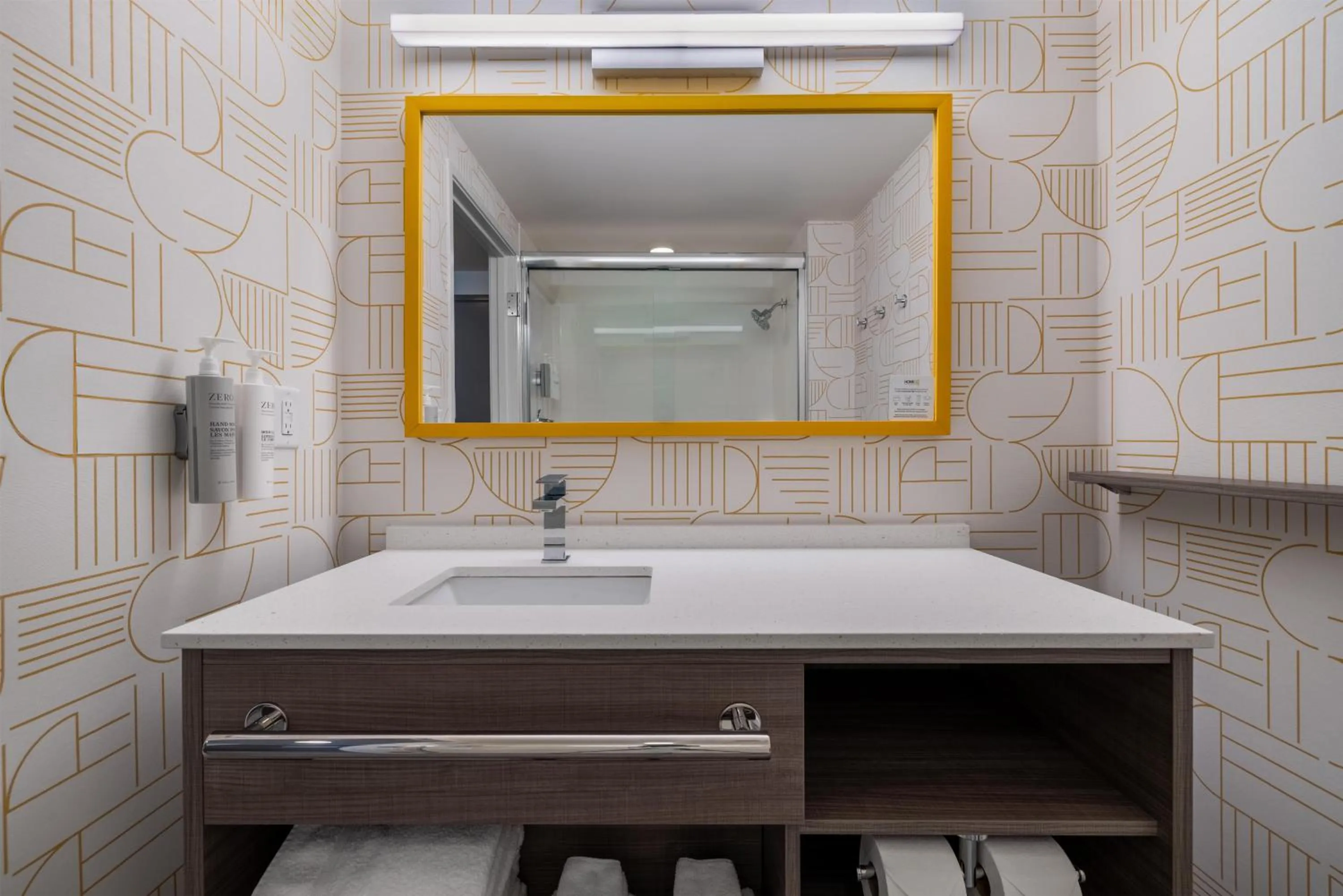 Bathroom in Home2 Suites By Hilton Altoona Des Moines