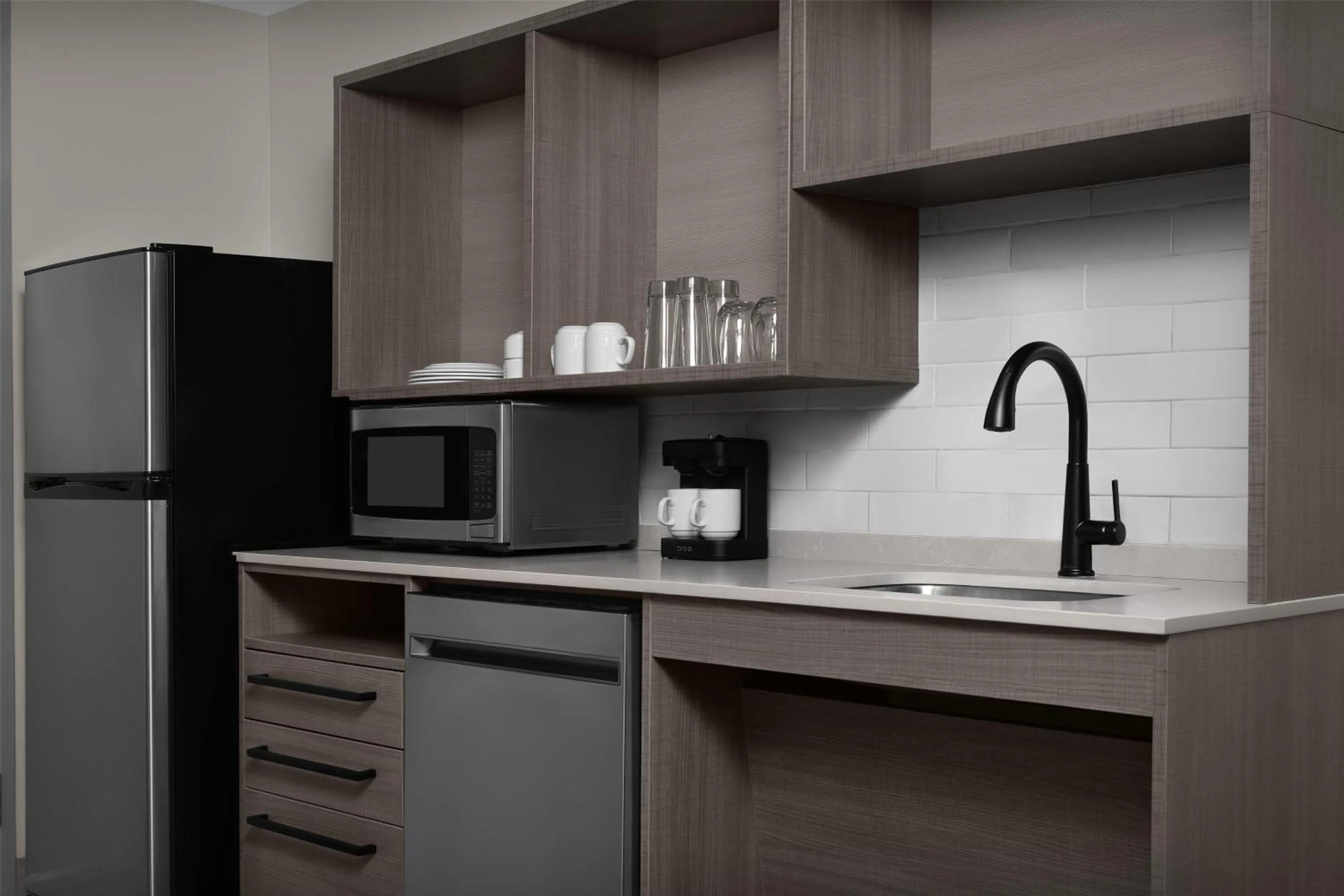 Kitchen or kitchenette in Home2 Suites By Hilton Sevierville