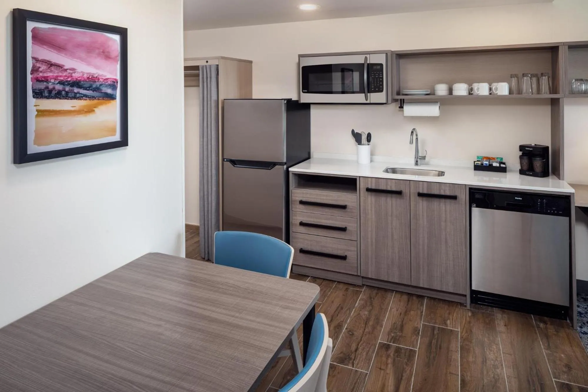 Coffee/tea facilities in Home2 Suites By Hilton Clearwater St. Petersburg Ulmerton Rd