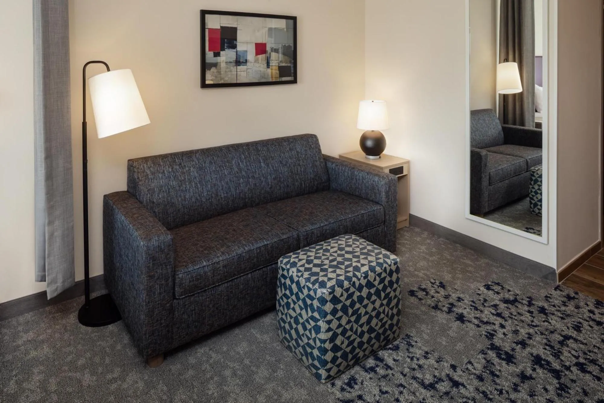 Living room in Home2 Suites By Hilton Clearwater St. Petersburg Ulmerton Rd