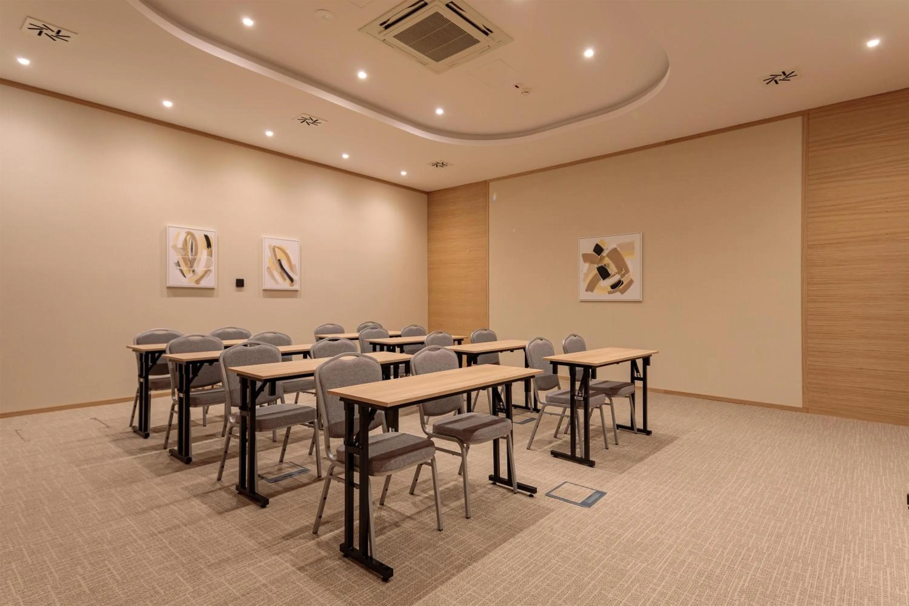 Meeting/conference room in Hotel Preko Ugljan Island, Curio Collection By Hilton