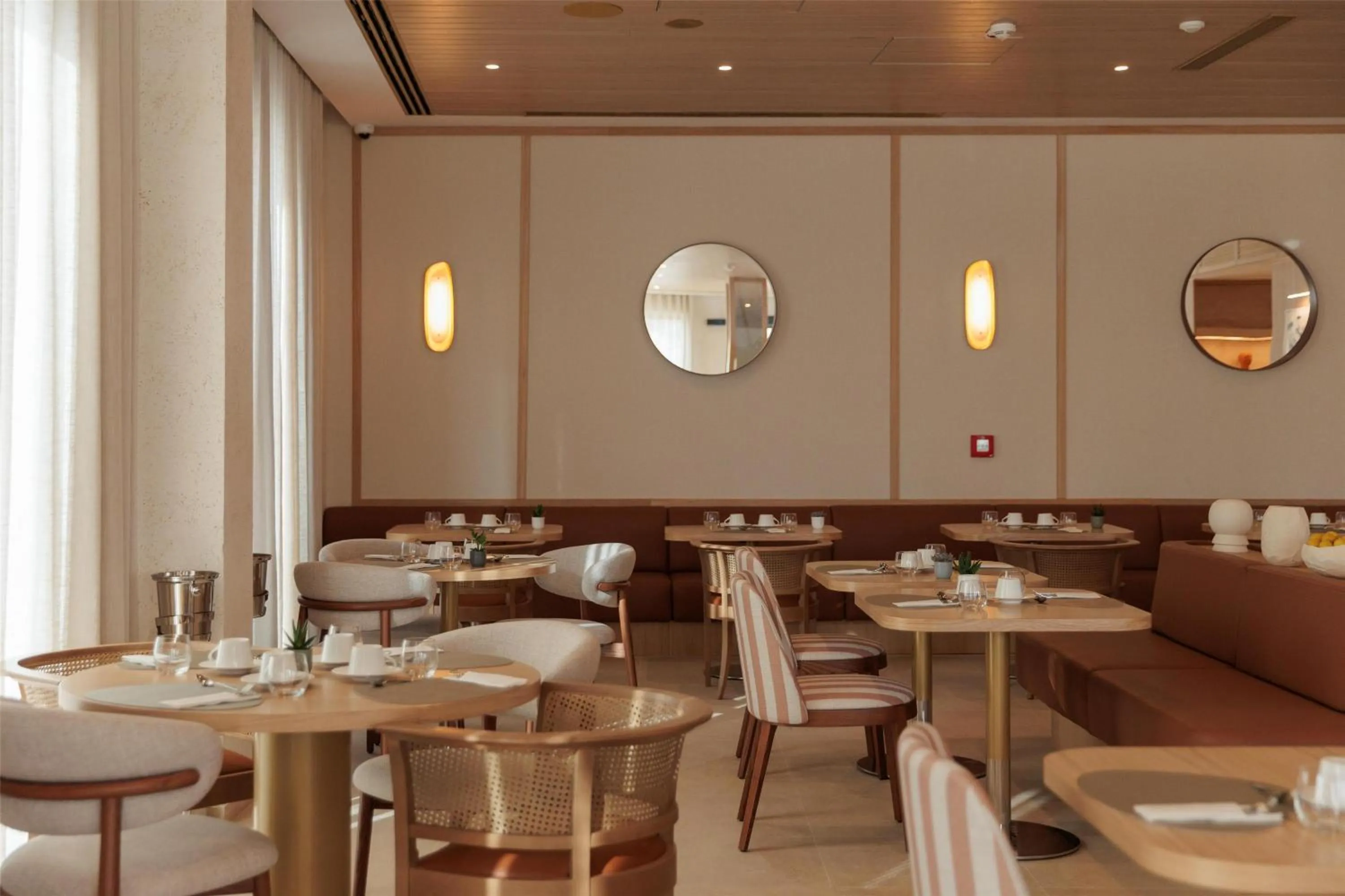 Restaurant/places to eat in Hotel Preko Ugljan Island, Curio Collection By Hilton