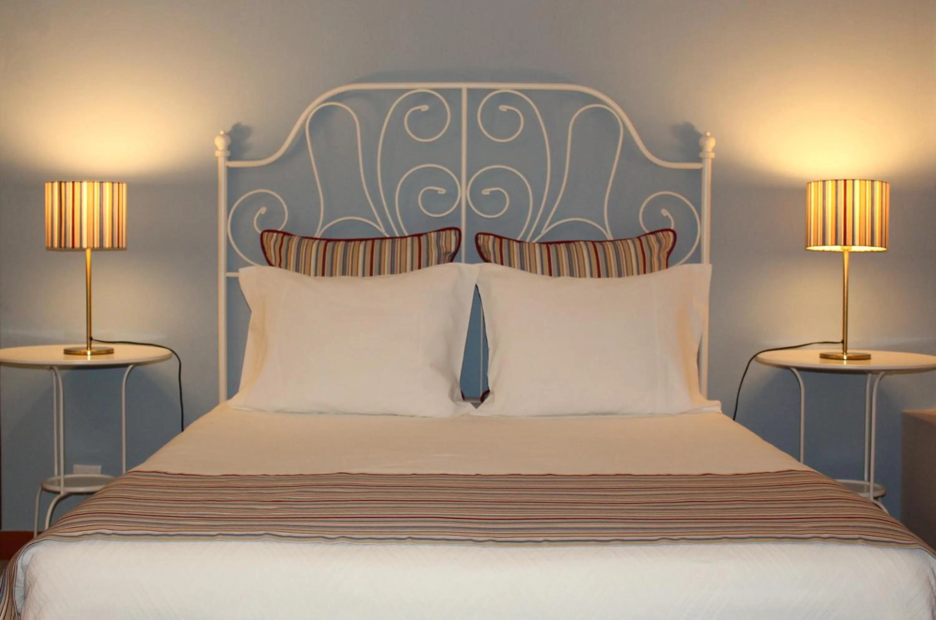 Bedroom, Bed in Casal da Viúva