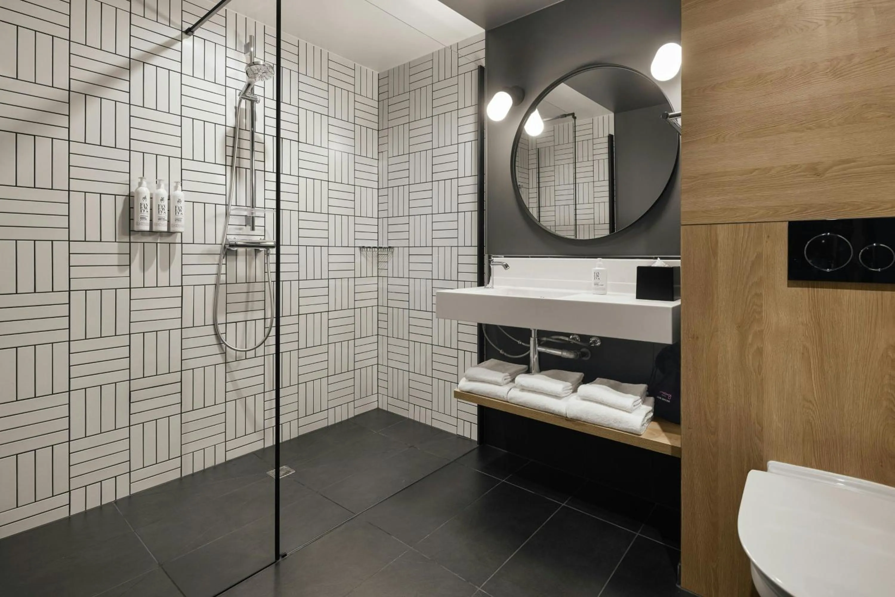 Bathroom in Moxy Nice