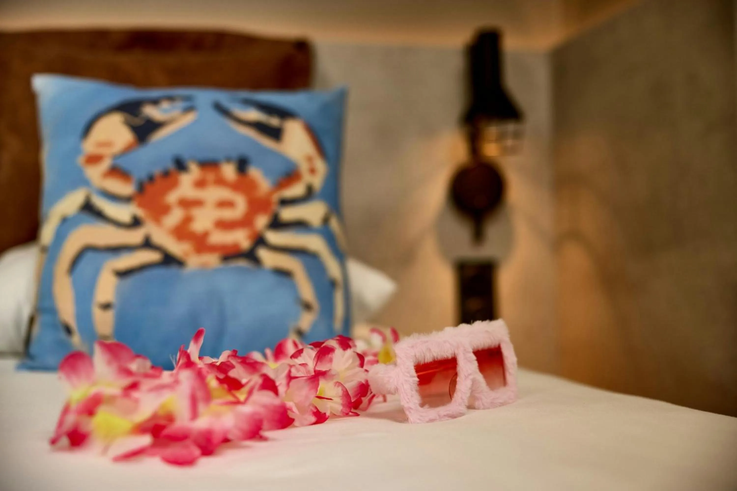 Photo of the whole room, Bed in Moxy Nice