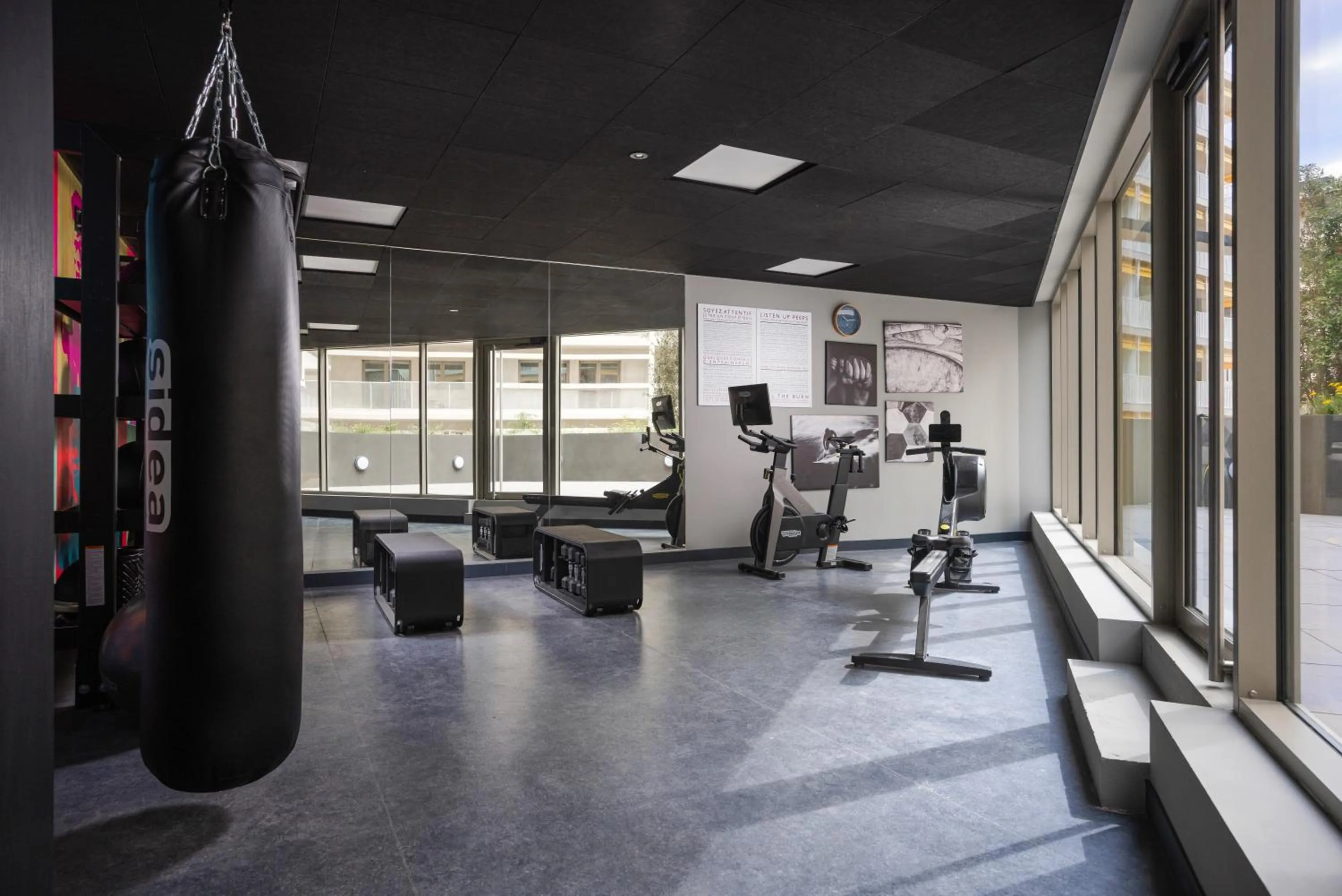 Fitness centre/facilities in Moxy Nice