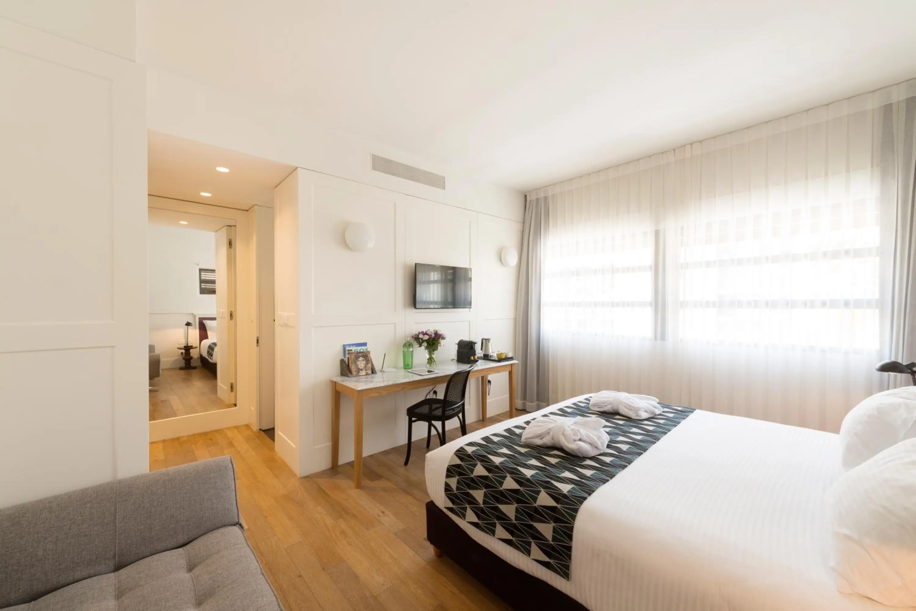 Bedroom, Bed in Lily & Bloom Boutique Hotel