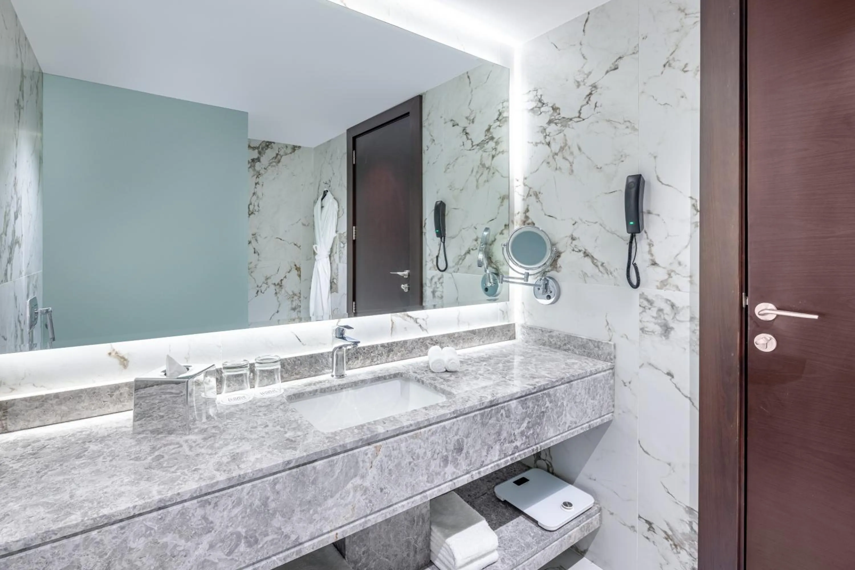 Bathroom in Four Points by Sheraton Jeddah King Fahd Road