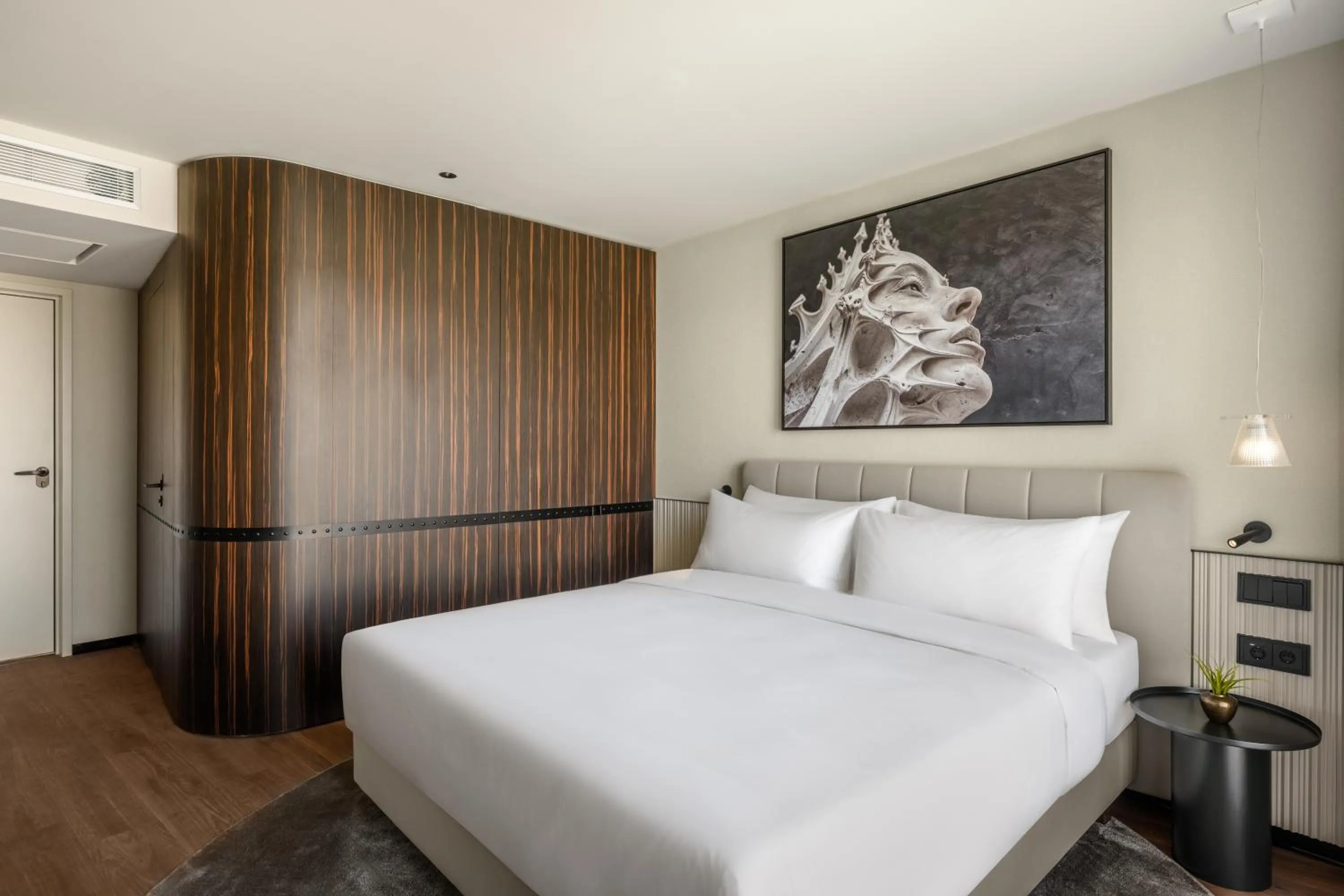 Bedroom, Bed in Leon Hotel & Lounge