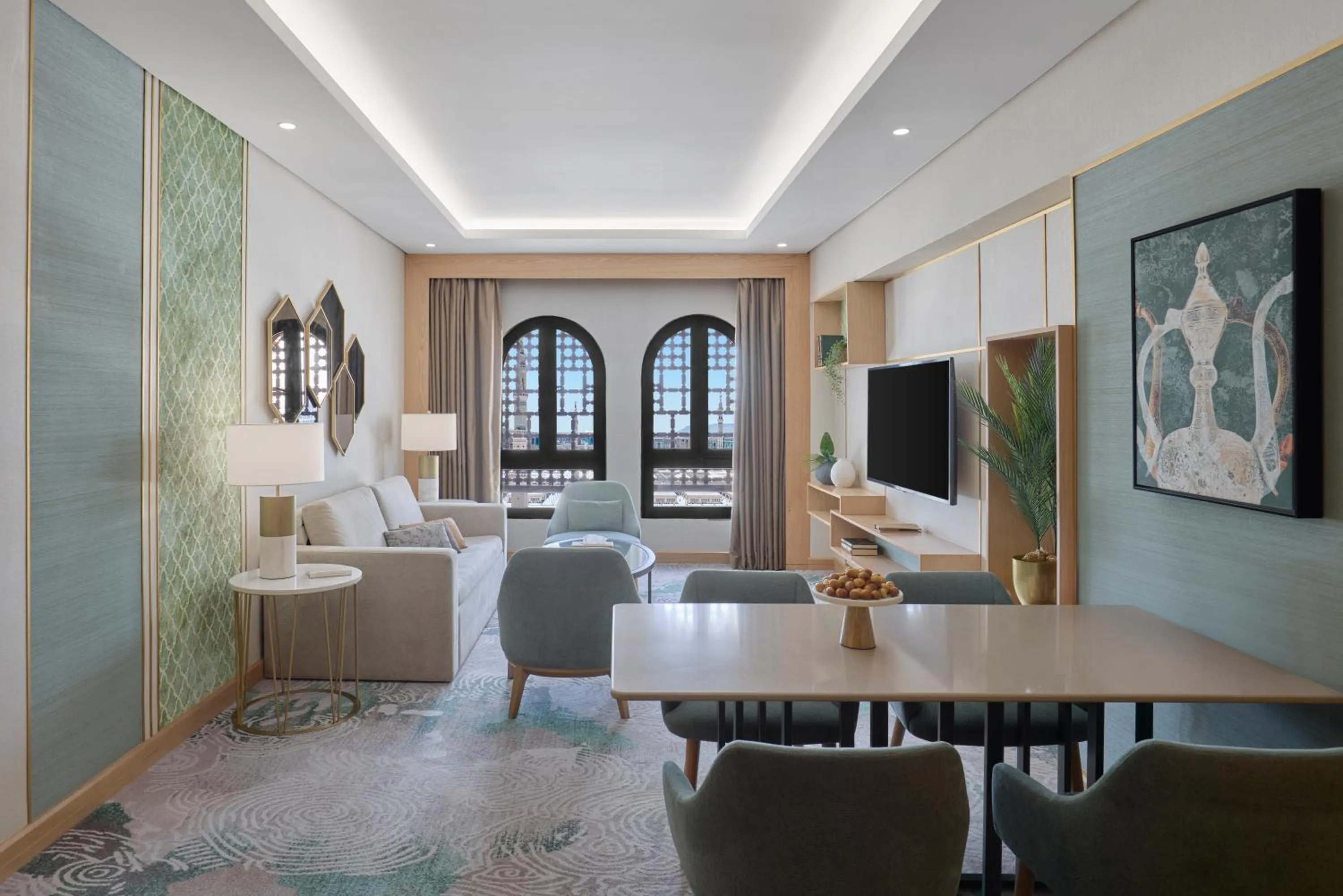 TV and multimedia in Makarem Haram view suites