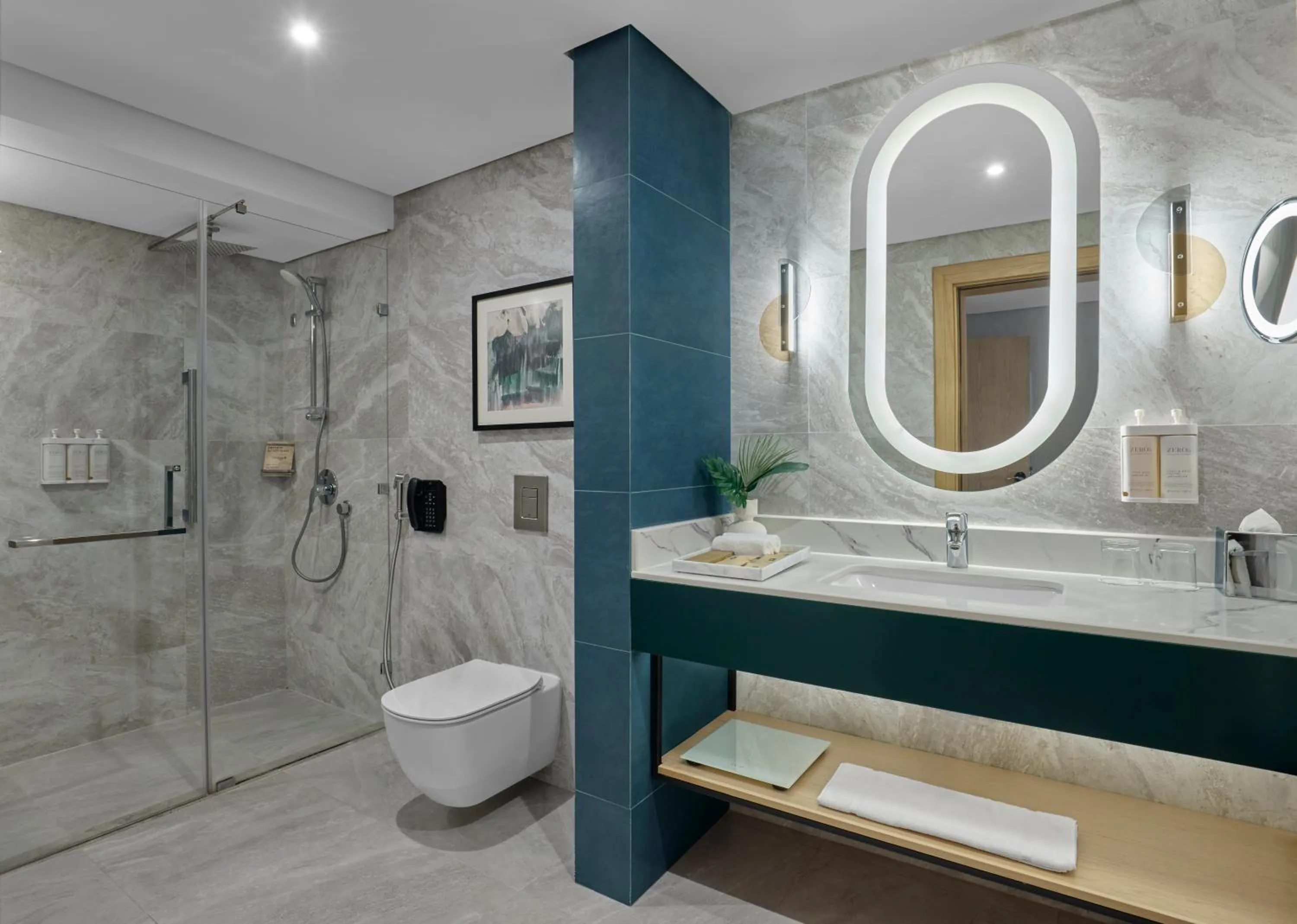 Shower in Makarem Haram view suites