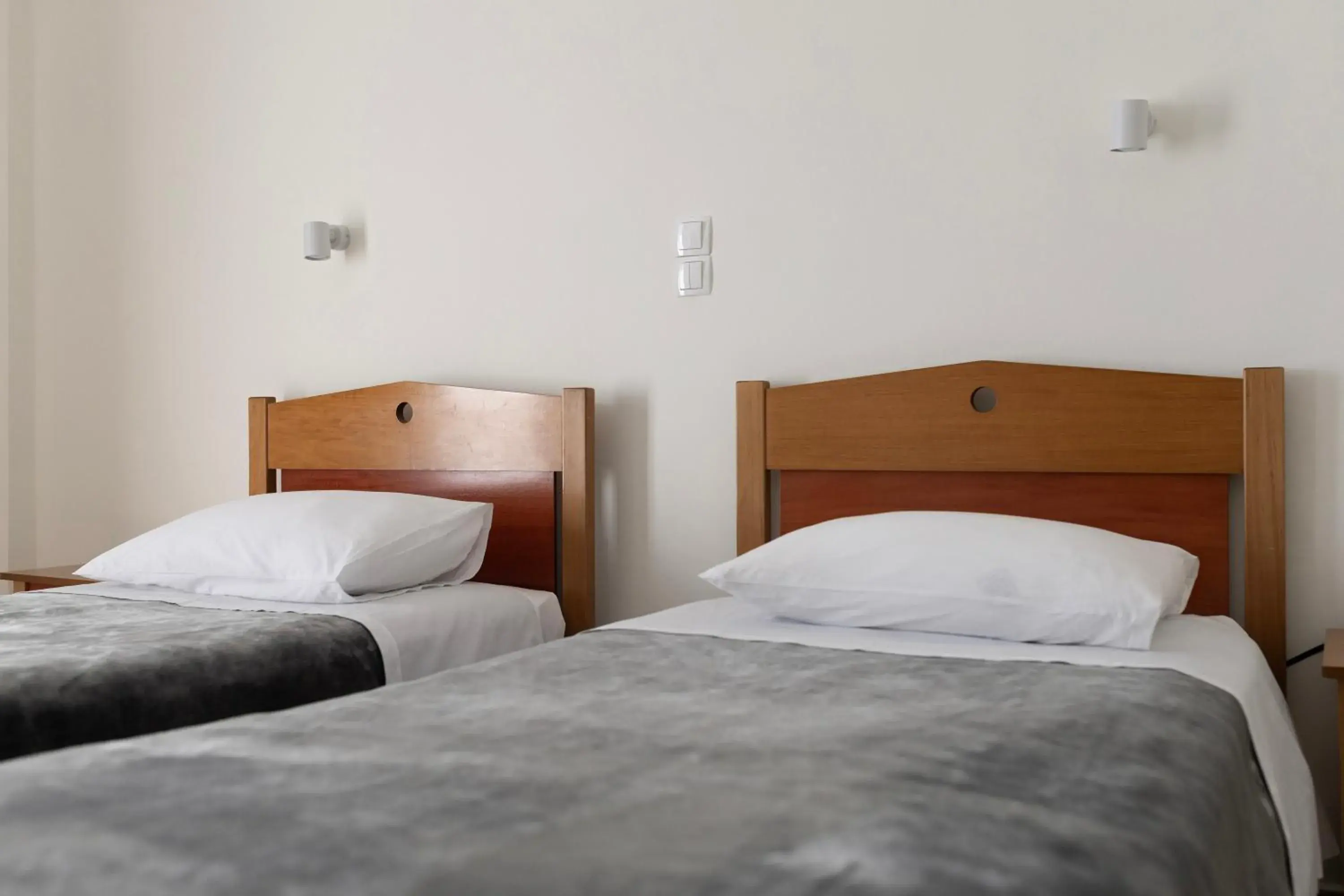 Budget Twin Room in Delfini Hotel Budget Twin Room in Delfini Hotel