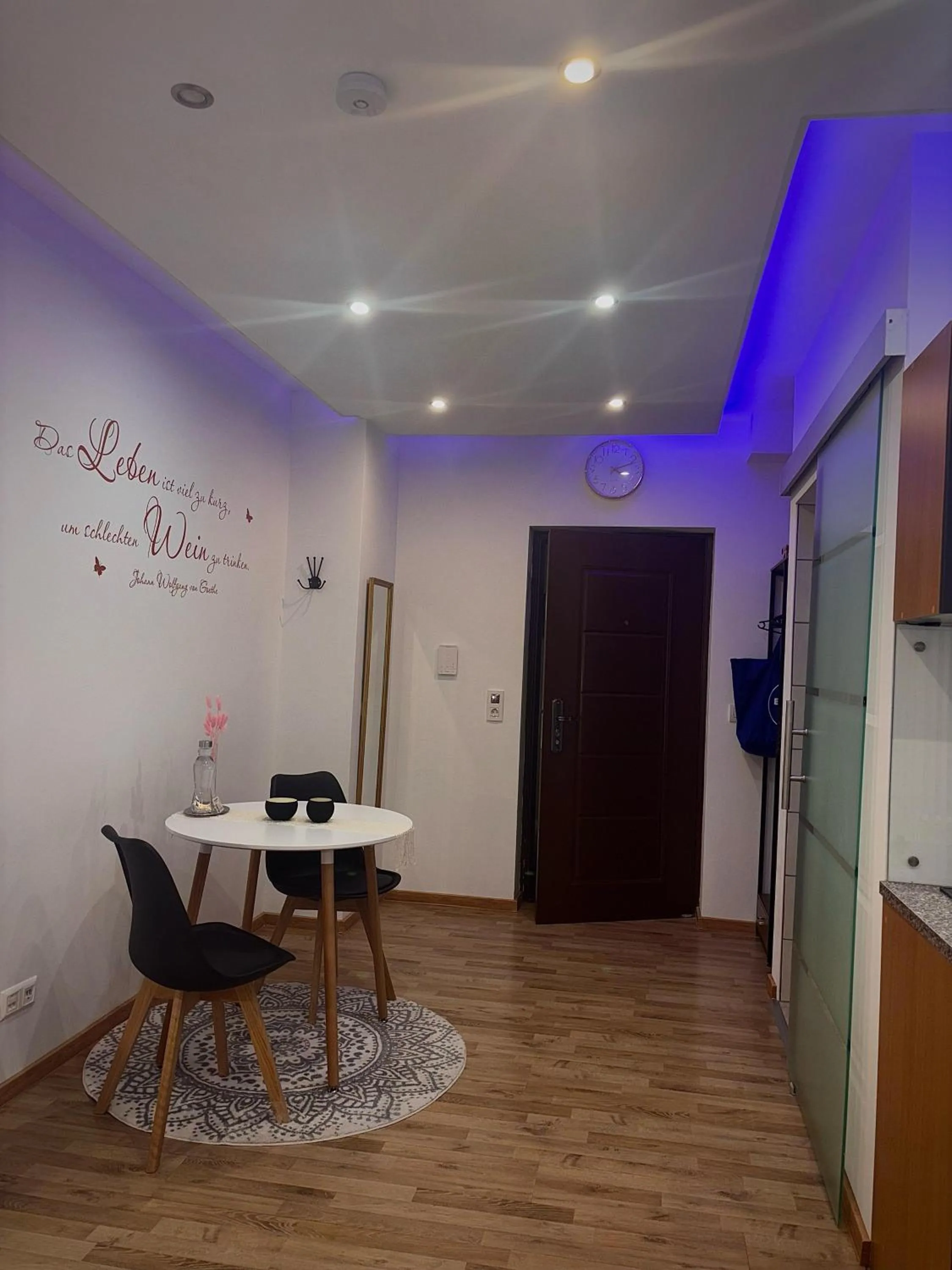 Photo of the whole room in Apartmenthaus Wertheim