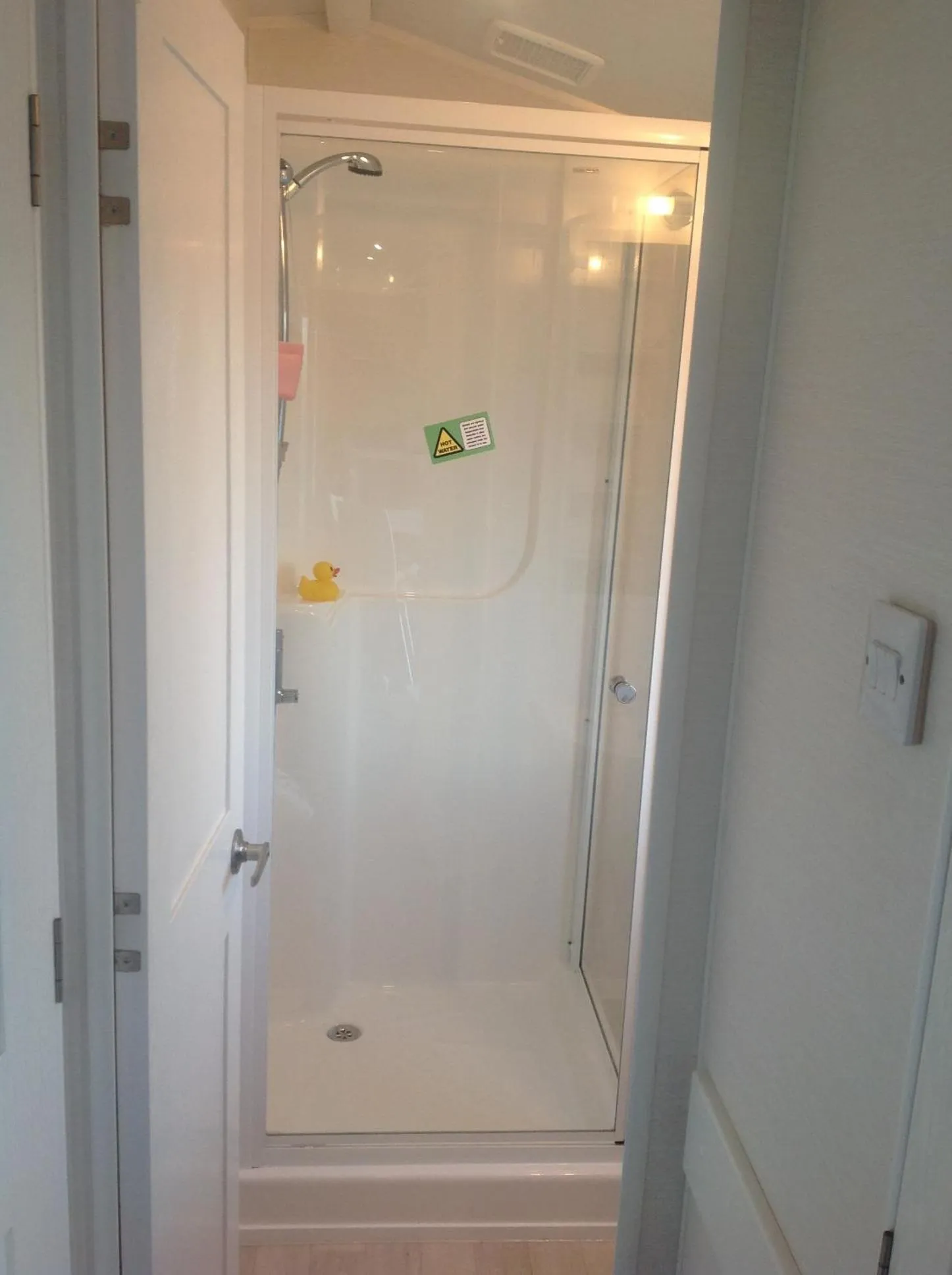 Shower in Ritz Summerhouse