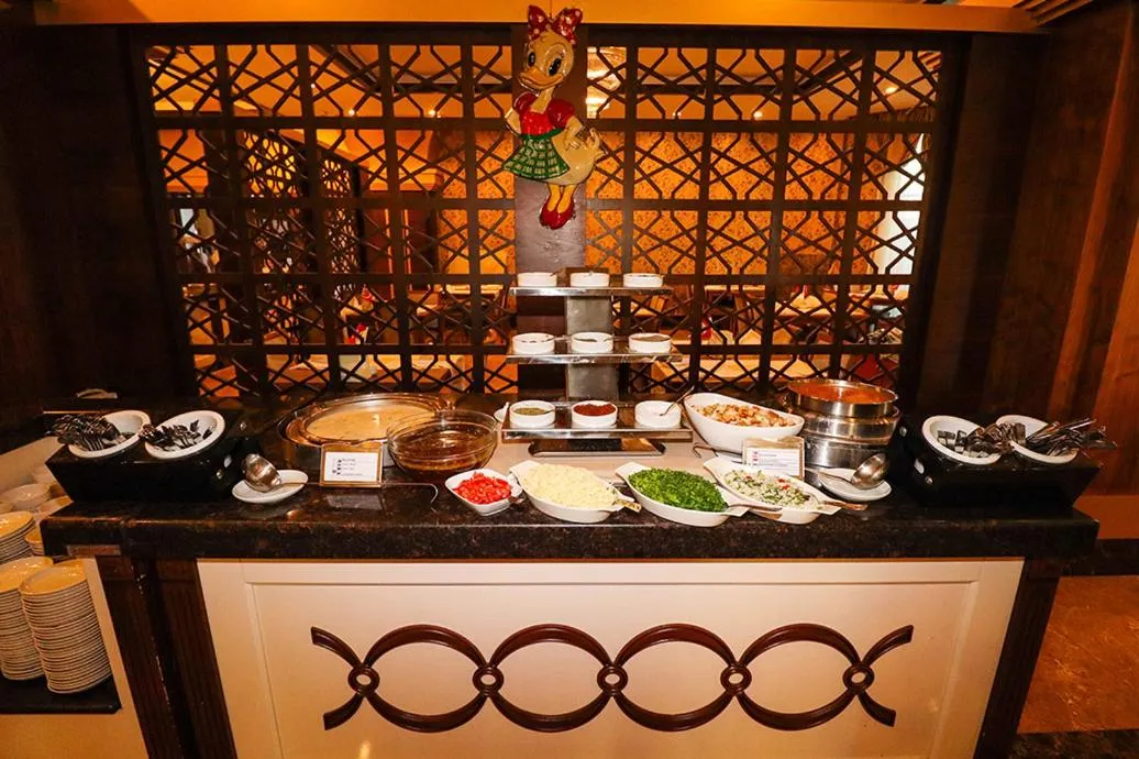 Restaurant/places to eat in Throne Beach Resort & Spa - Ultra All Inclusive