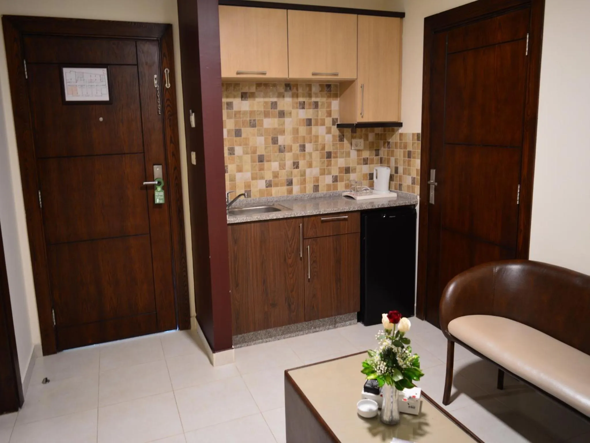 Kitchen or kitchenette in Ream Hotel Amman