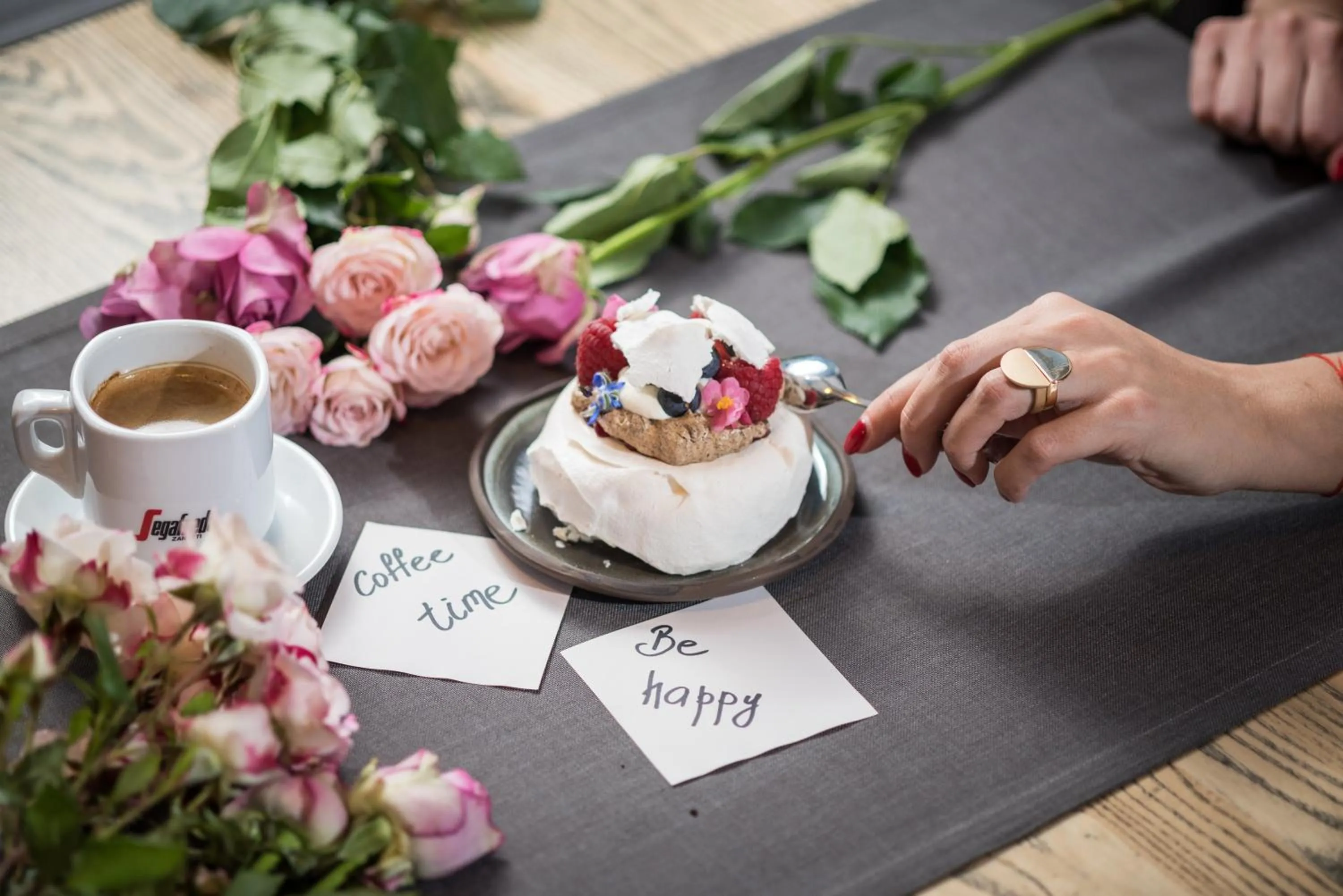 Restaurant/places to eat in Rožmalas