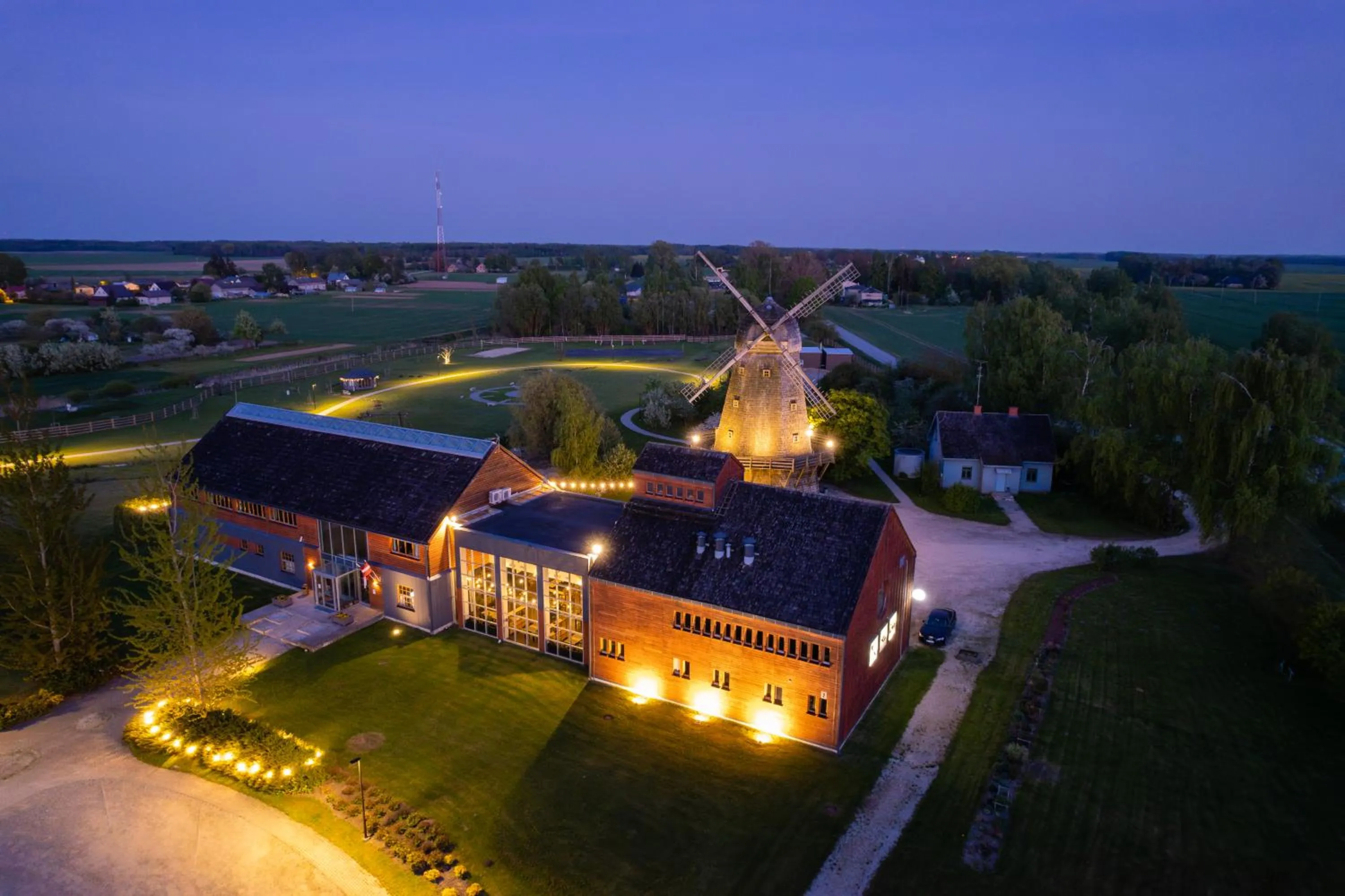 Property building in Rožmalas