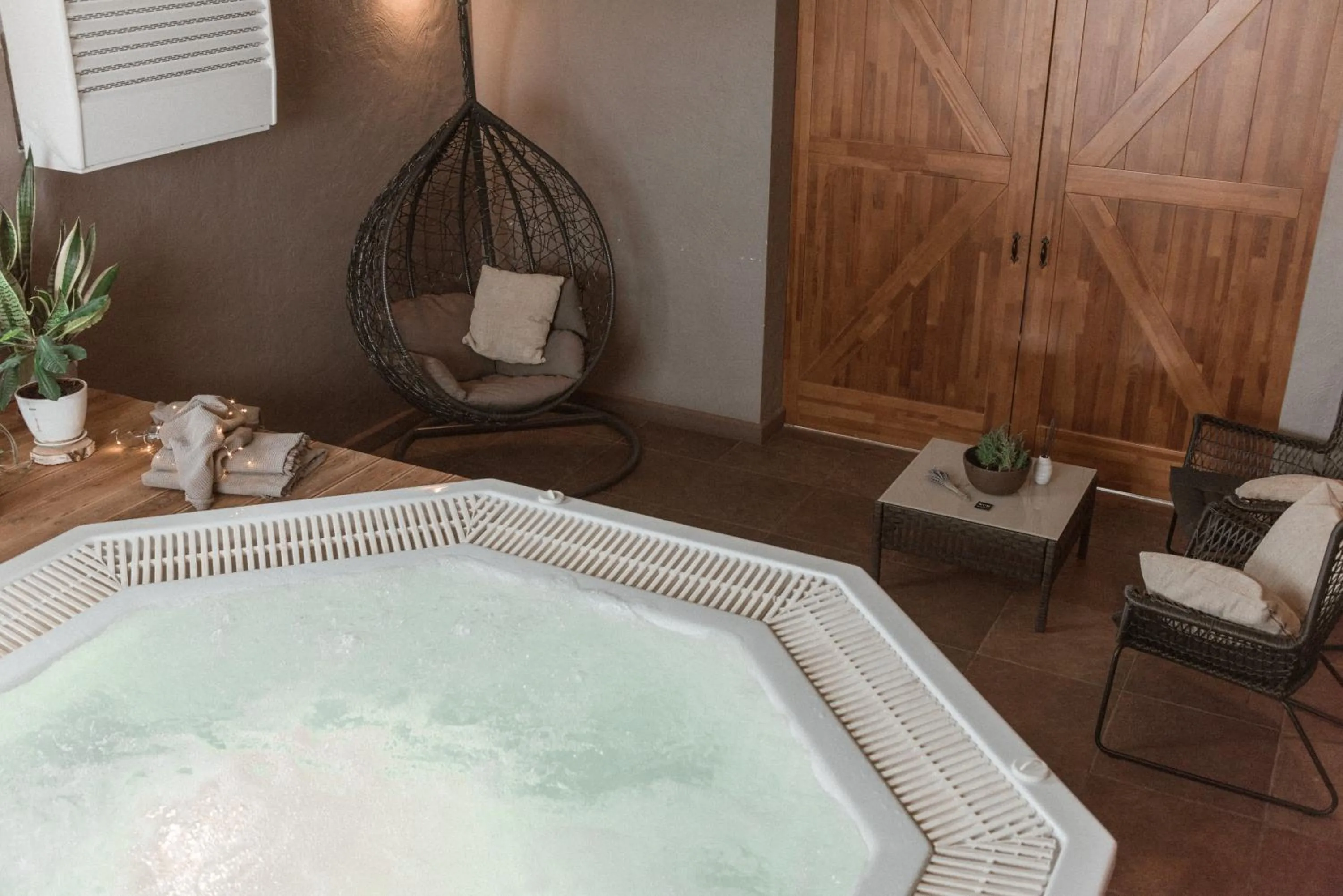 Hot Tub in Rožmalas