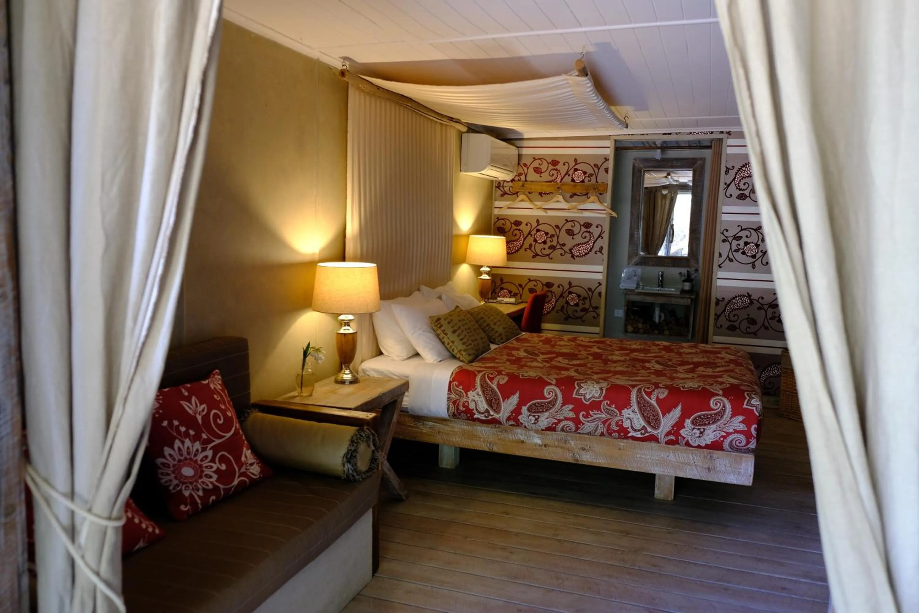 Pets, Bed in The Laurels of Chinchilla