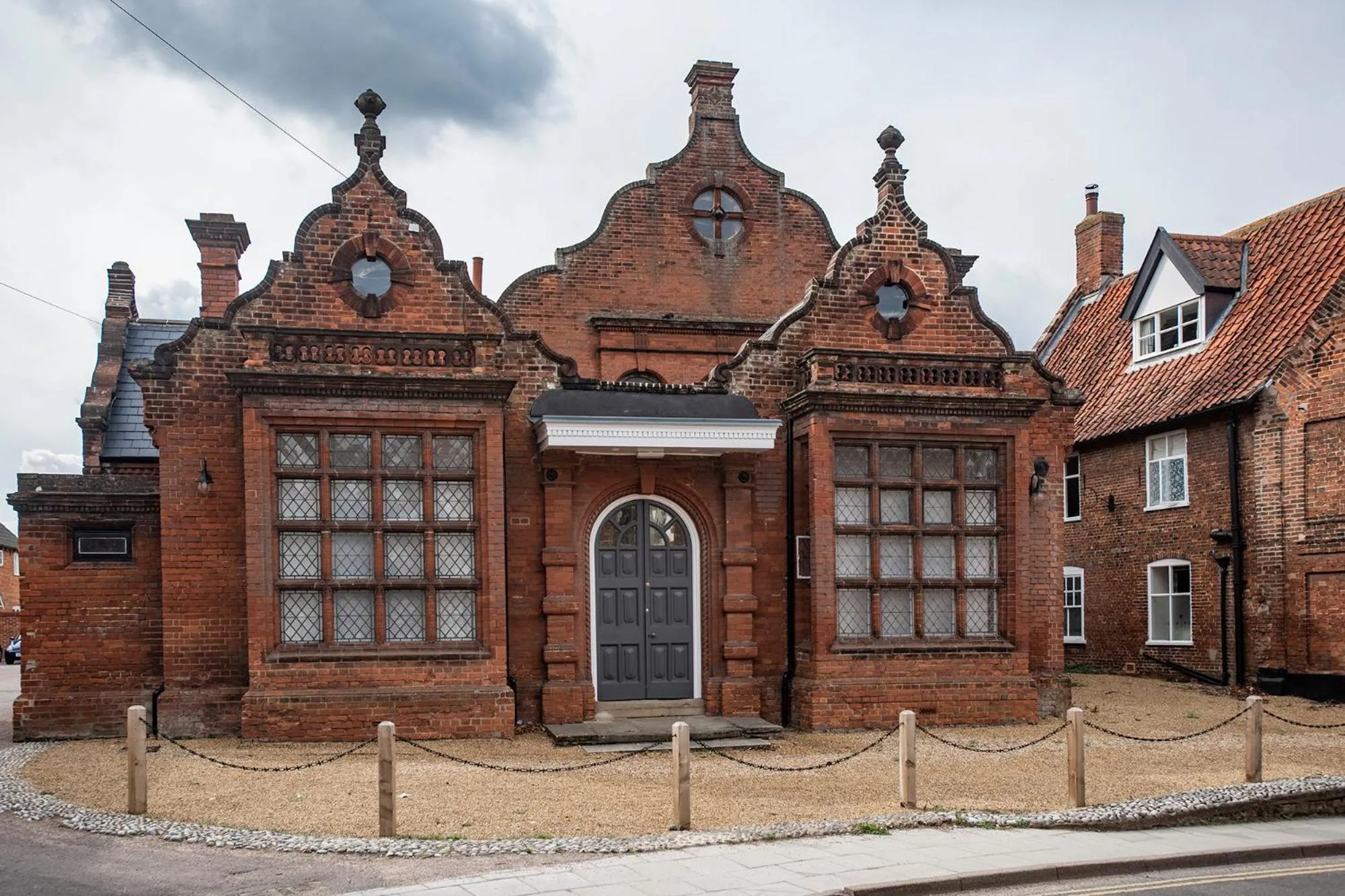 Property building in The Loddon Swan