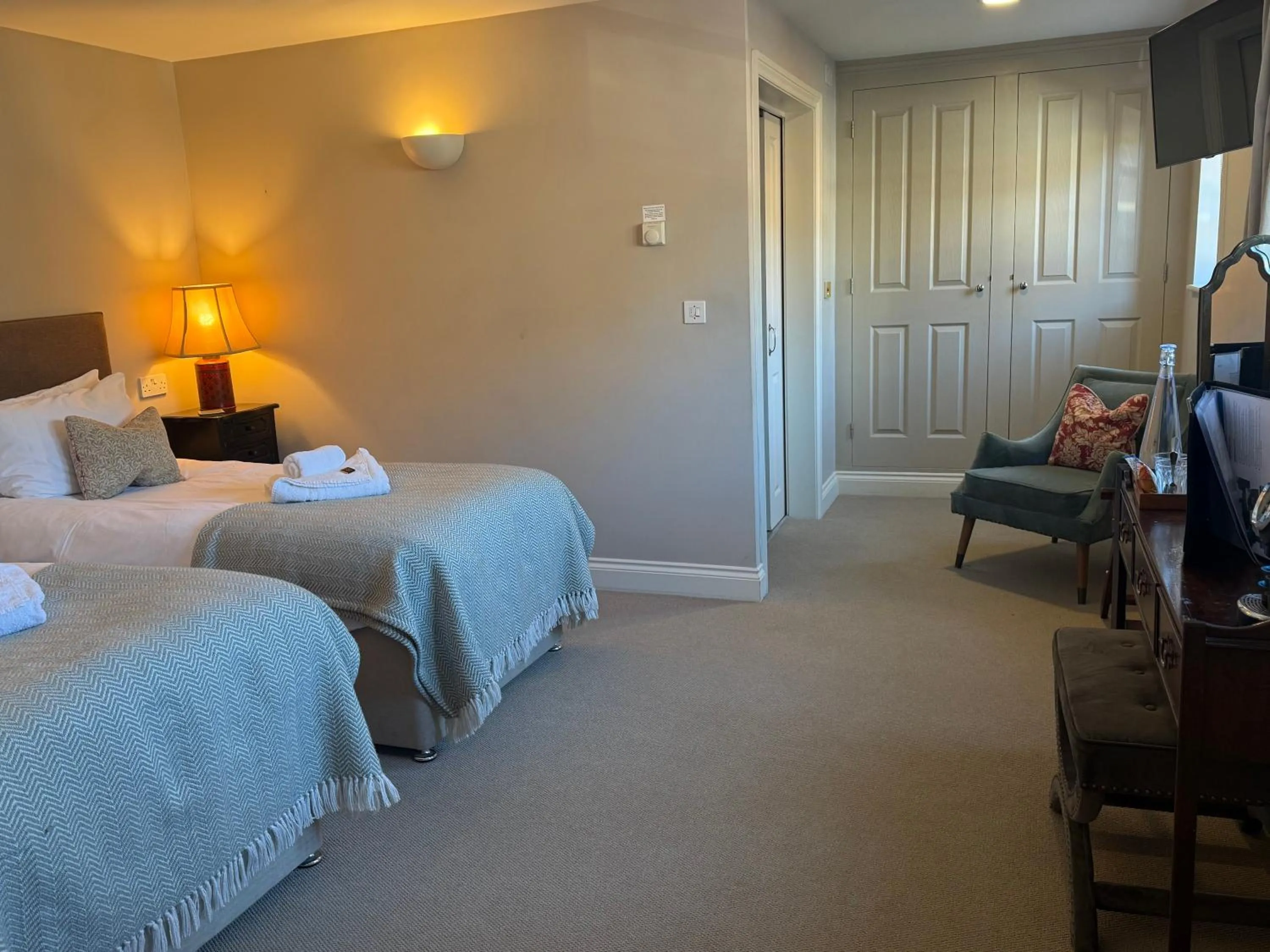 Bed in The Loddon Swan