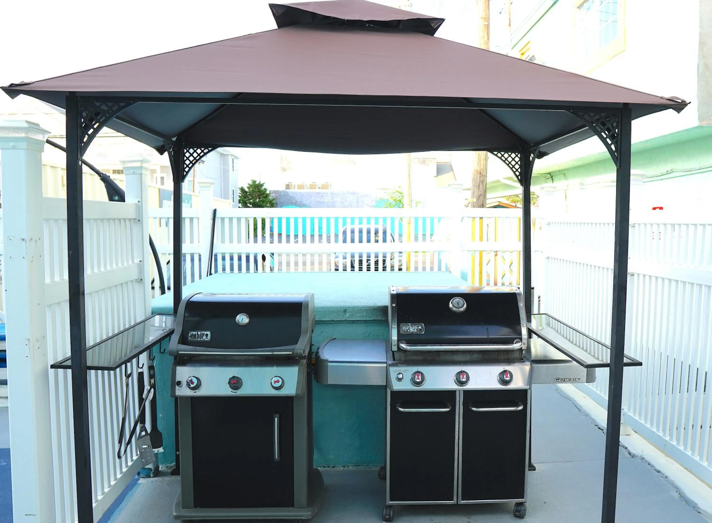 BBQ facilities in Beachside Resort