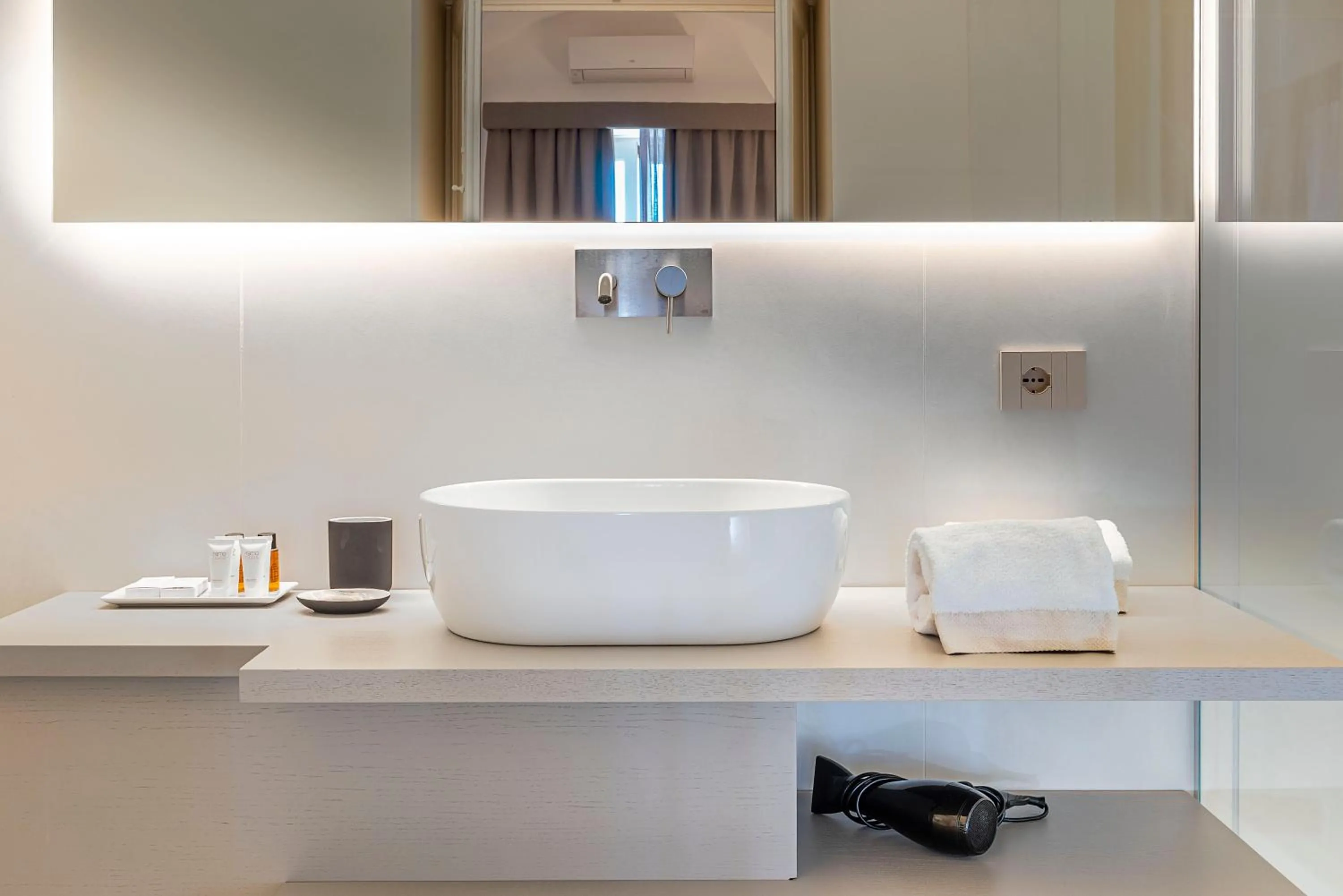 Bathroom in Ramo d'Aria Etna Boutique Hotel