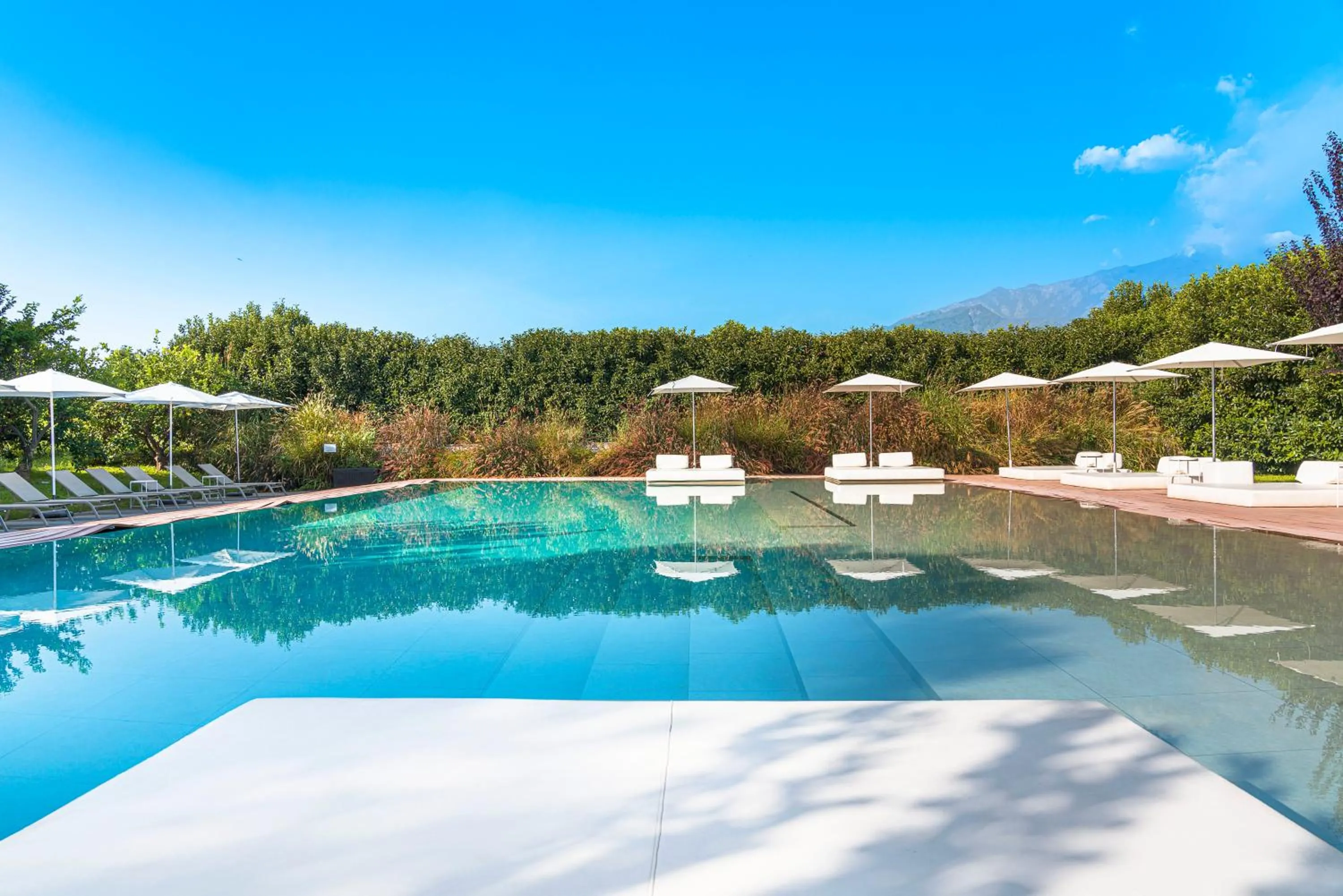 Swimming pool in Ramo d'Aria Etna Boutique Hotel