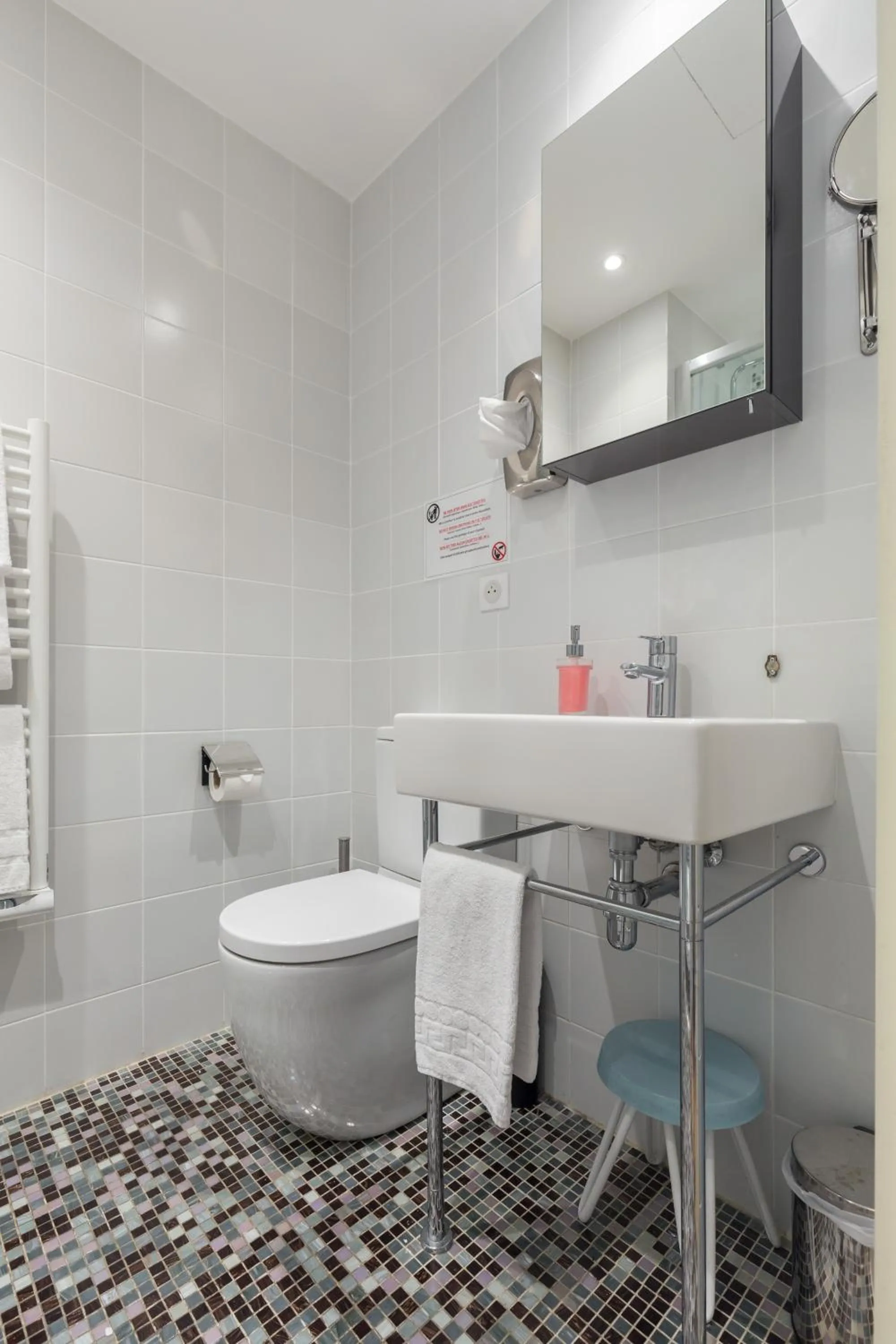 Photo of the whole room in Florella Jean Jaures Apartment