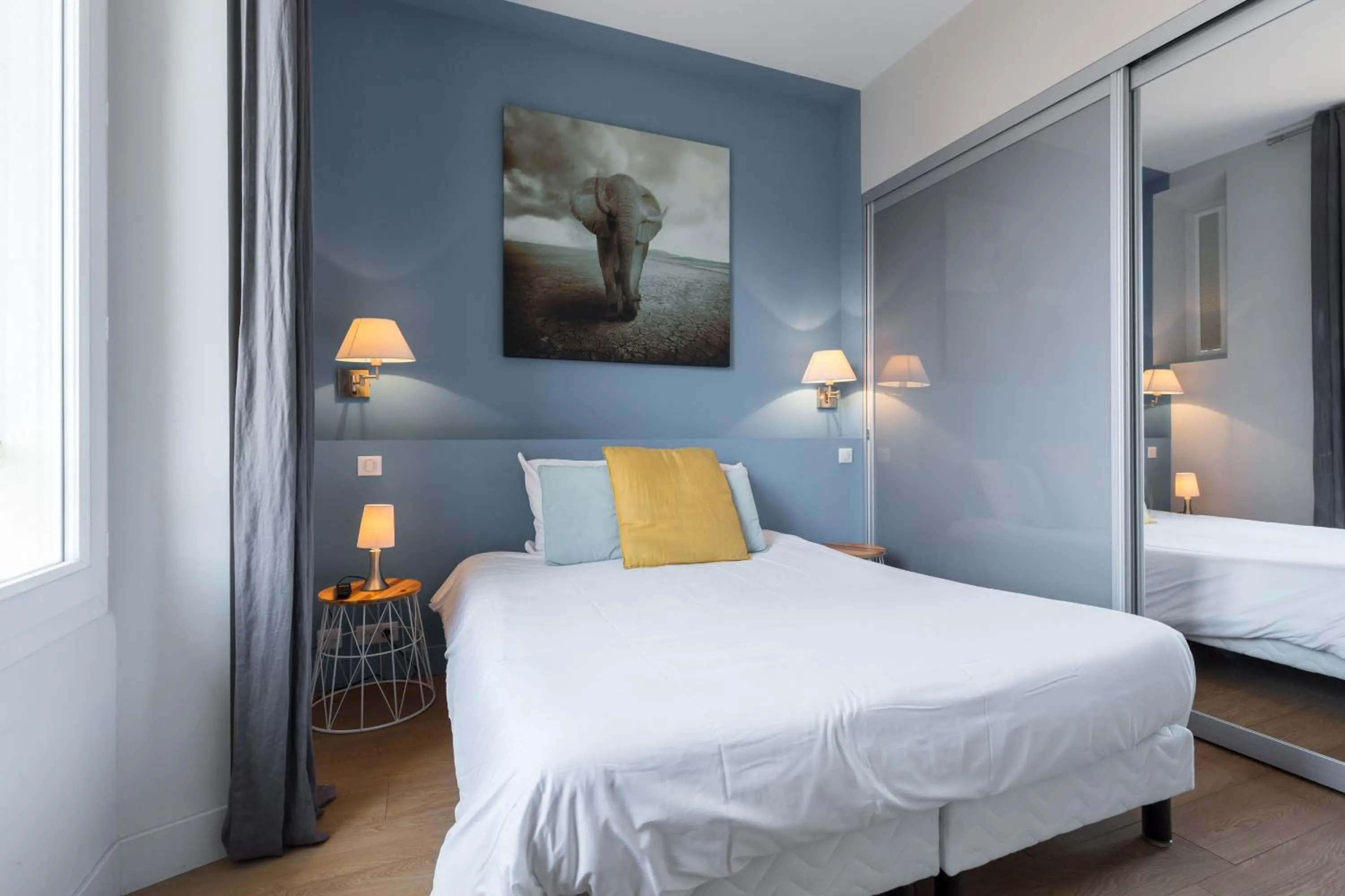 Bedroom, Bed in Florella Jean Jaures Apartment