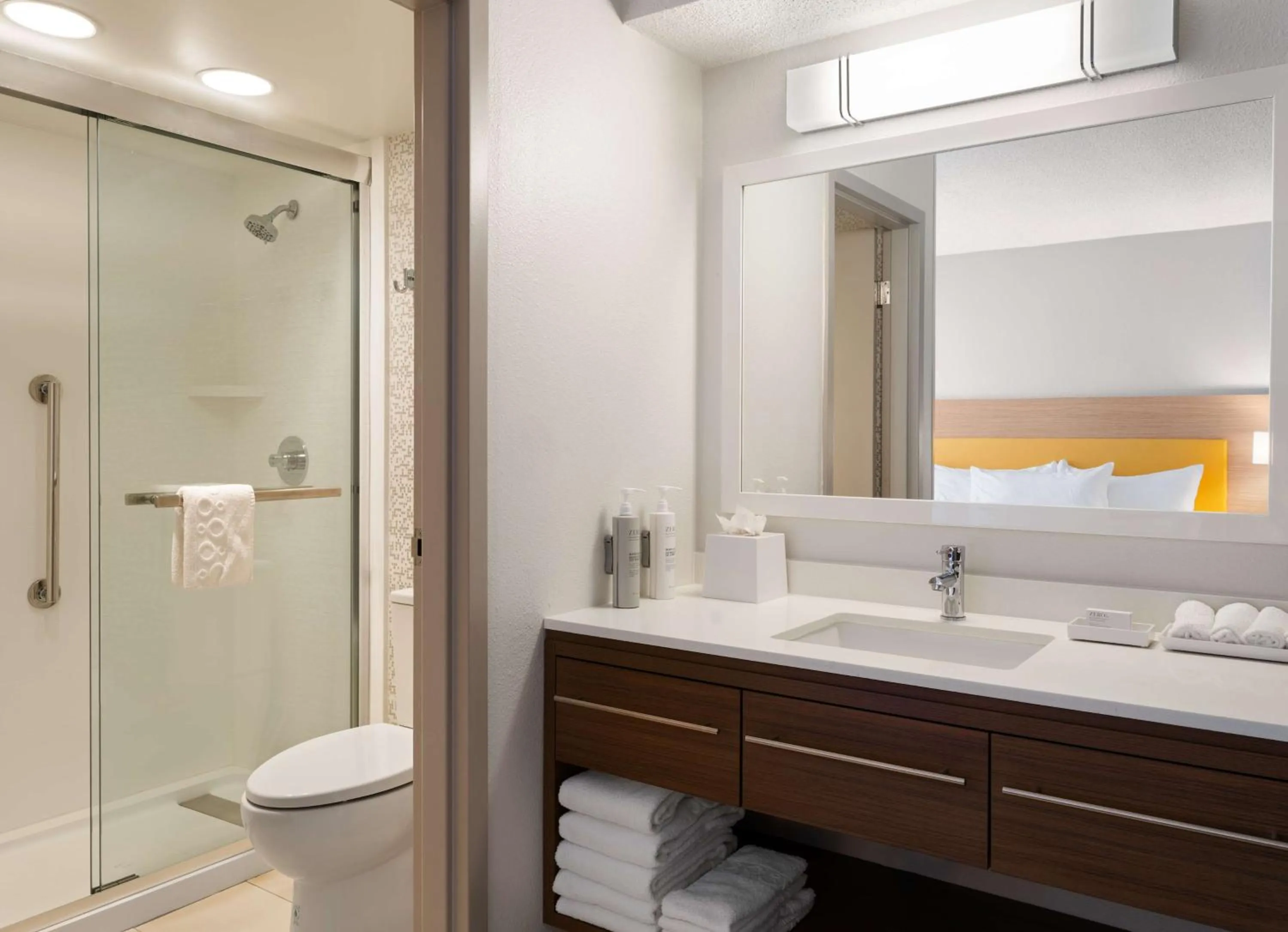 Bathroom in Home2 Suites by Hilton Indianapolis - Keystone Crossing