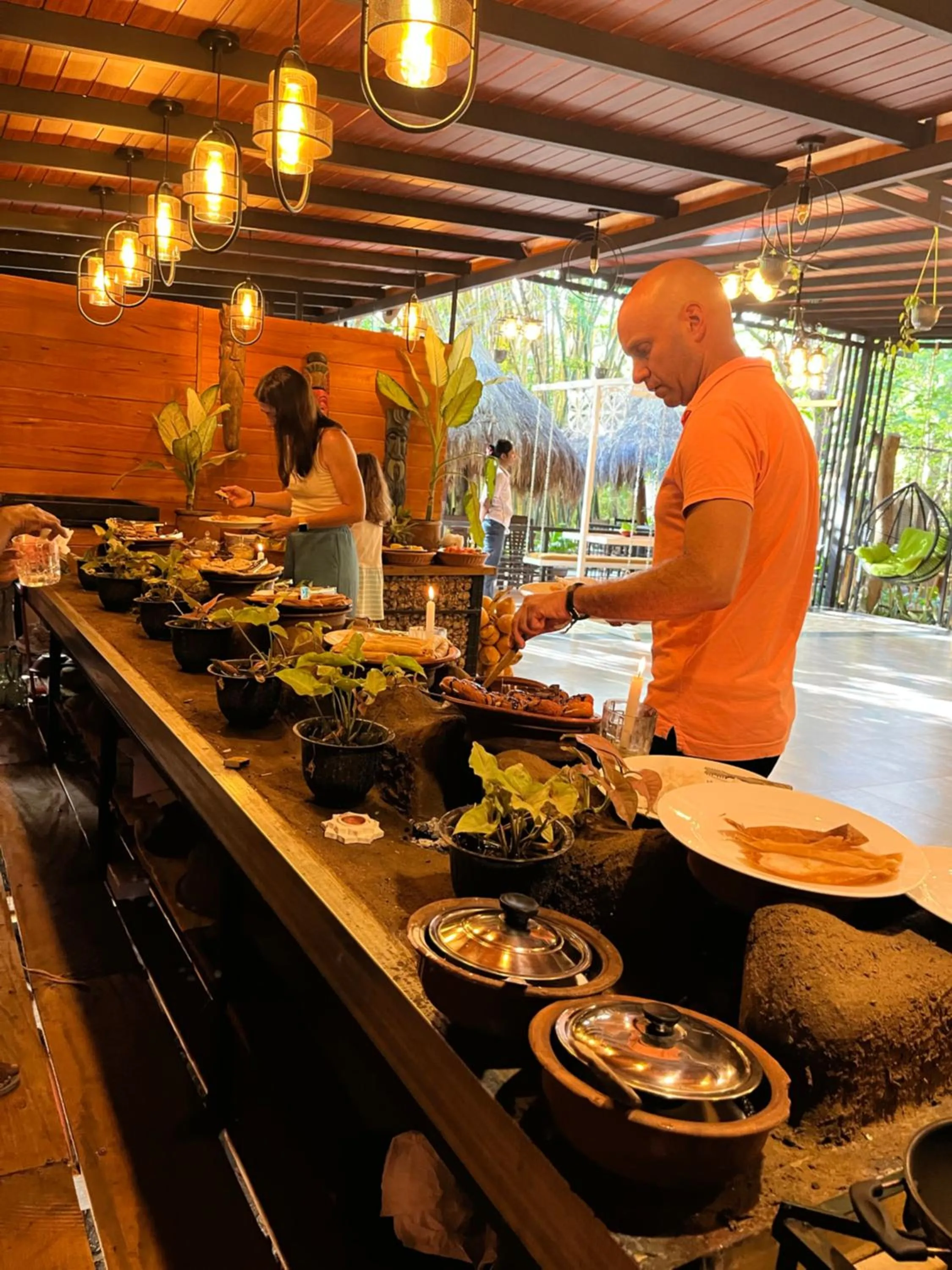 Habarana Tree House Ambasewana Resort