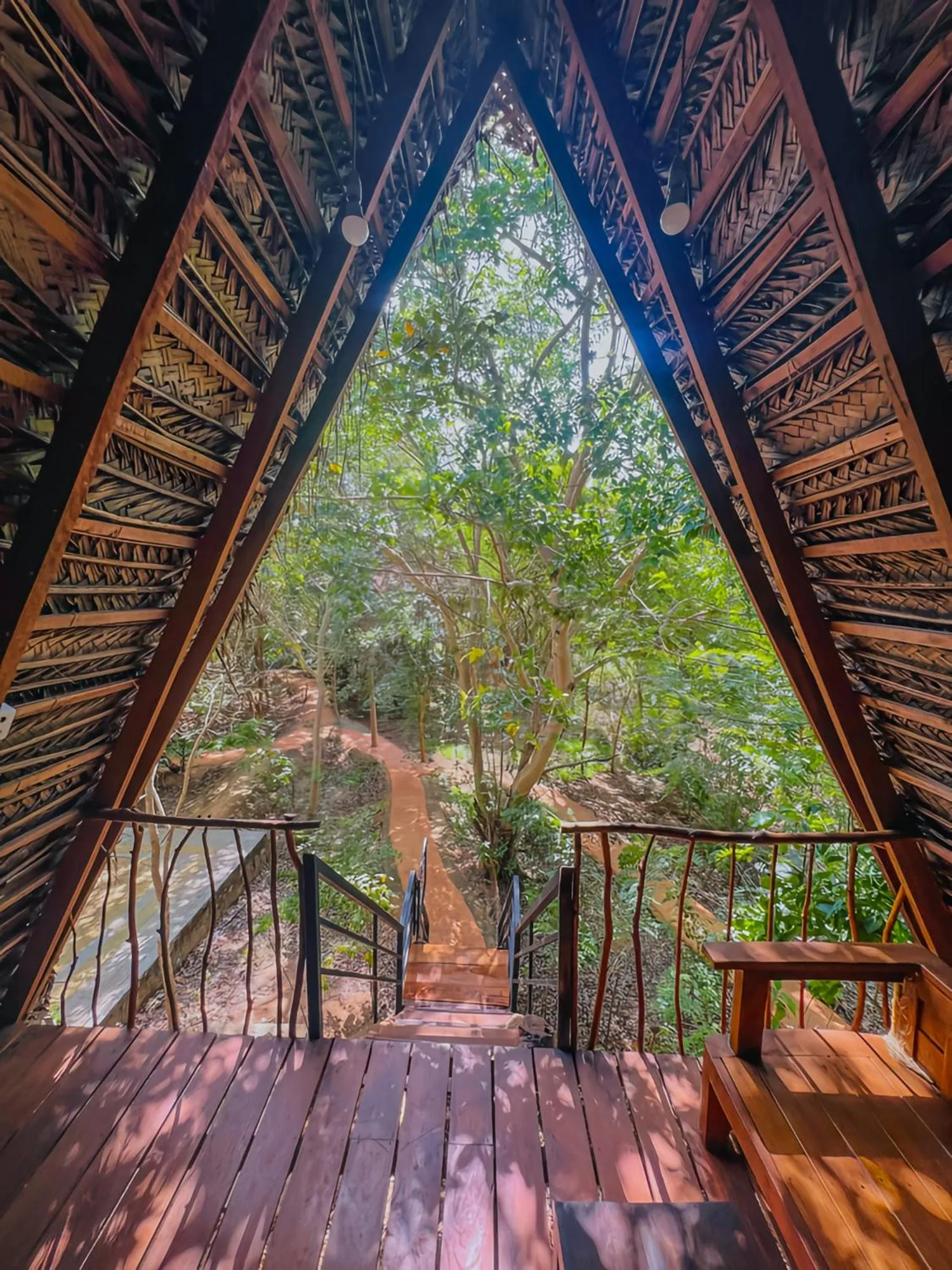 Habarana Tree House Ambasewana Resort