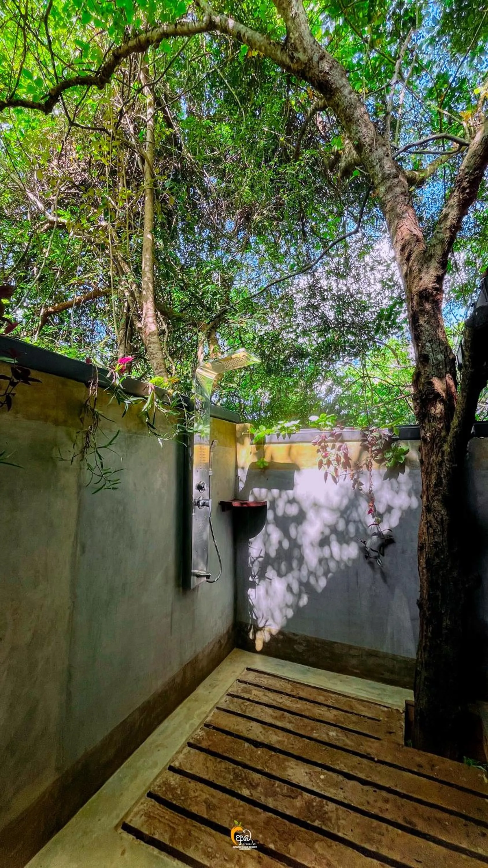 Shower in Habarana Tree House Ambasewana Resort