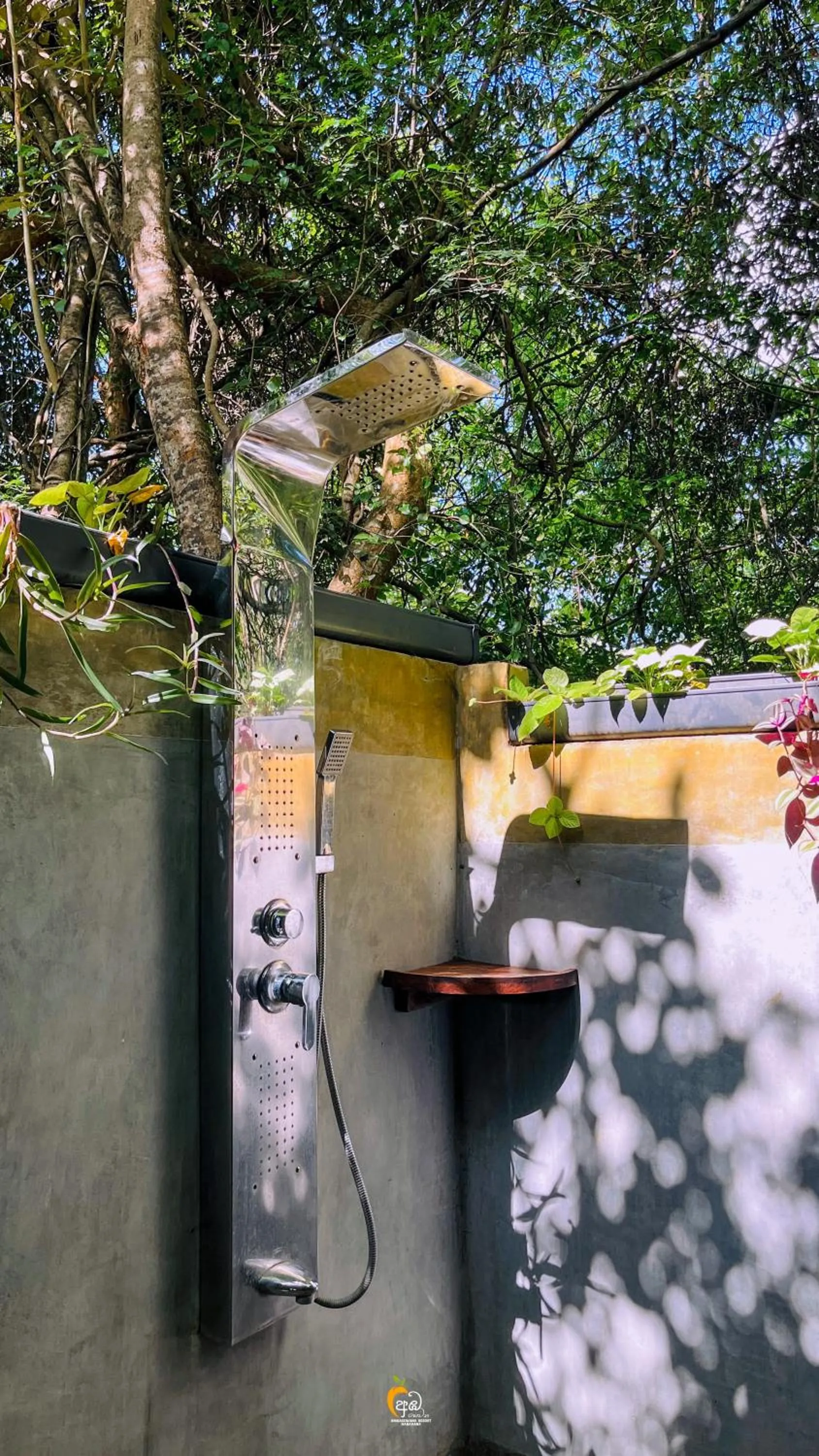 Shower in Habarana Tree House Ambasewana Resort