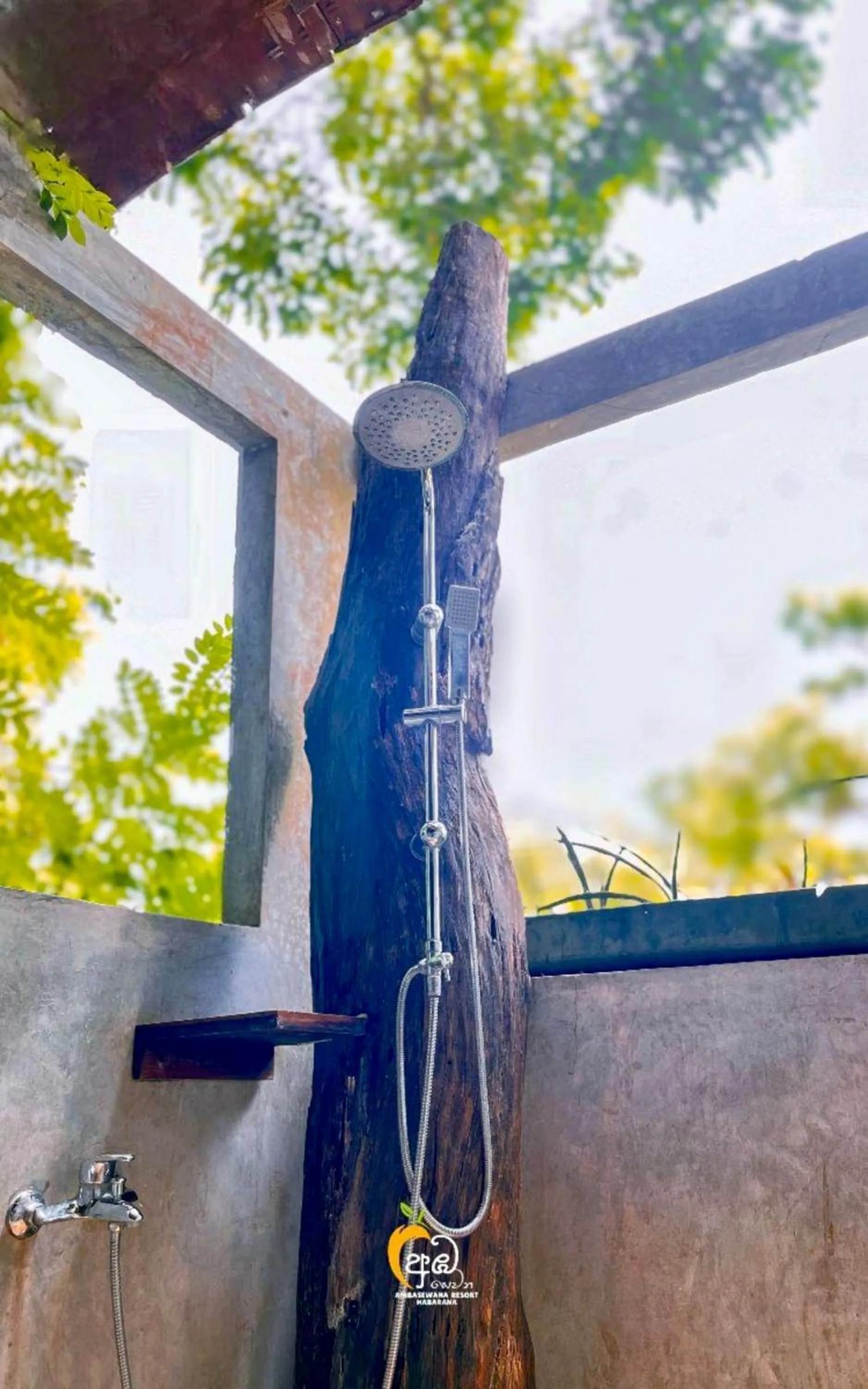 Shower in Habarana Tree House Ambasewana Resort