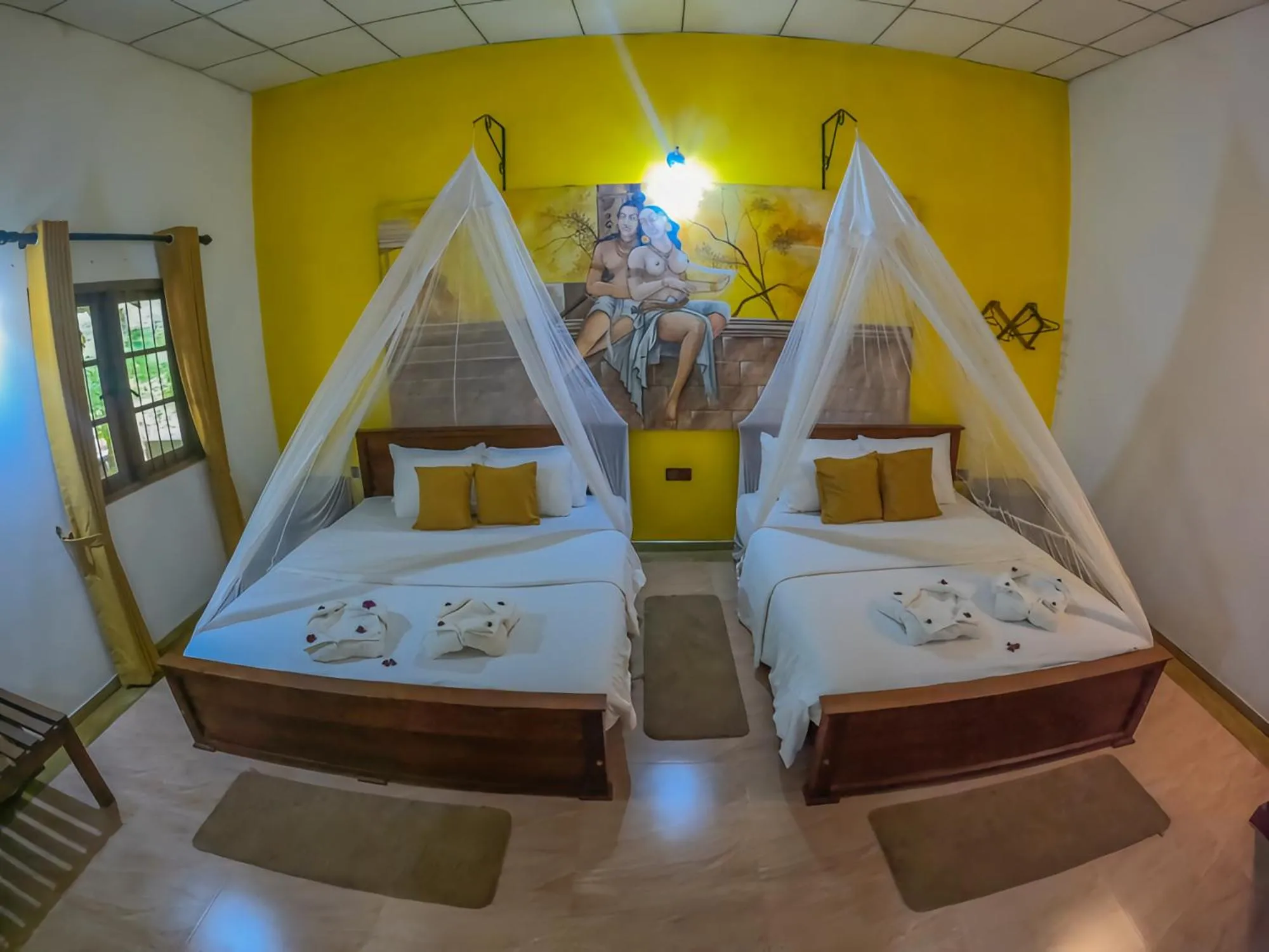 Bed in Habarana Tree House Ambasewana Resort