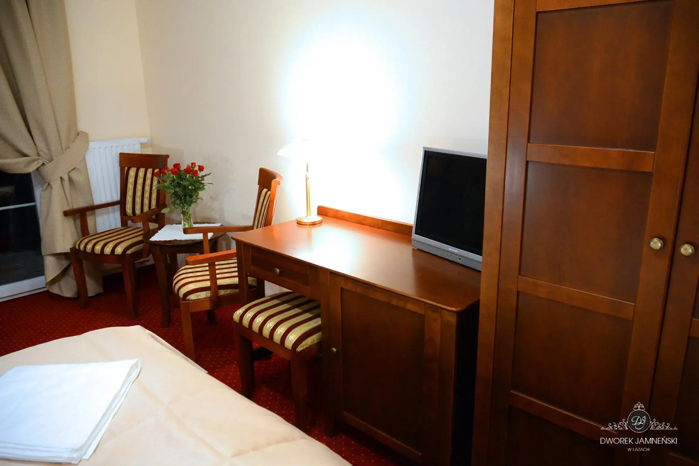 Triple Room in Dworek Jamneński Triple Room in Dworek Jamneński